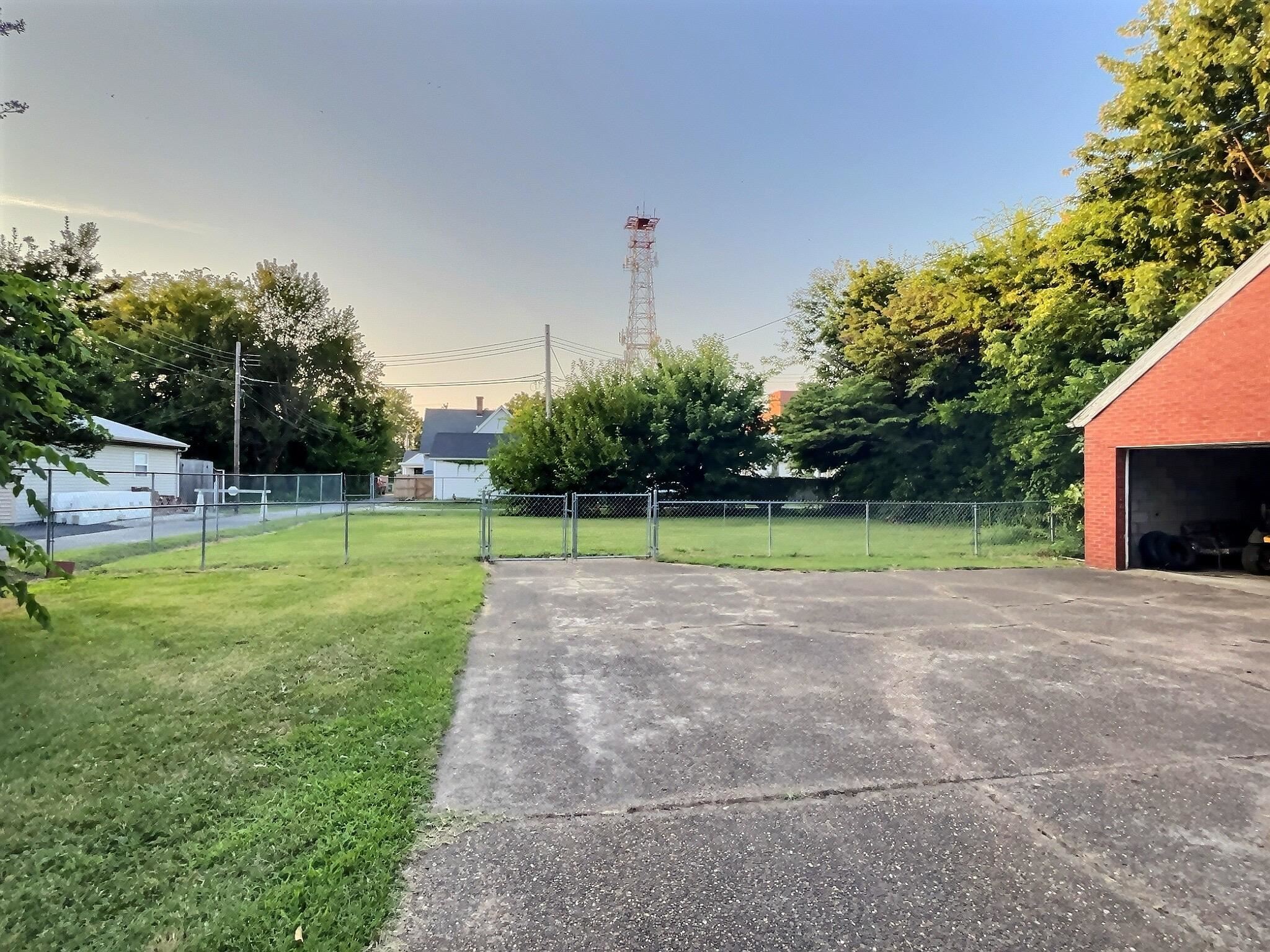 409 9th Street, Owensboro, Kentucky 42301, 3 Bedrooms Bedrooms, ,1 BathroomBathrooms,Single Family Residence,For Sale,9th Street,90100