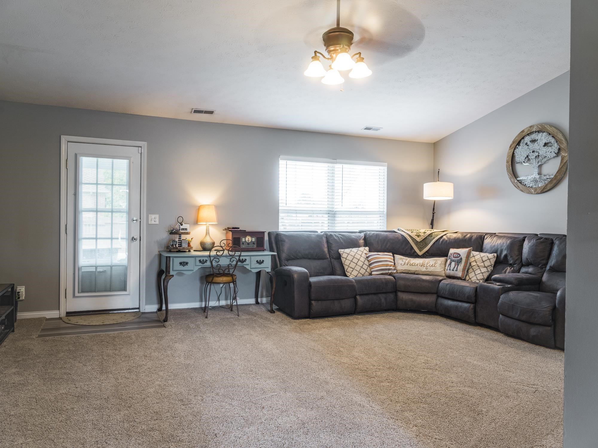 2345 Homestead Pointe, Owensboro, Kentucky 42301-0000, 3 Bedrooms Bedrooms, ,2 BathroomsBathrooms,Single Family Residence,For Sale,Homestead Pointe,90102