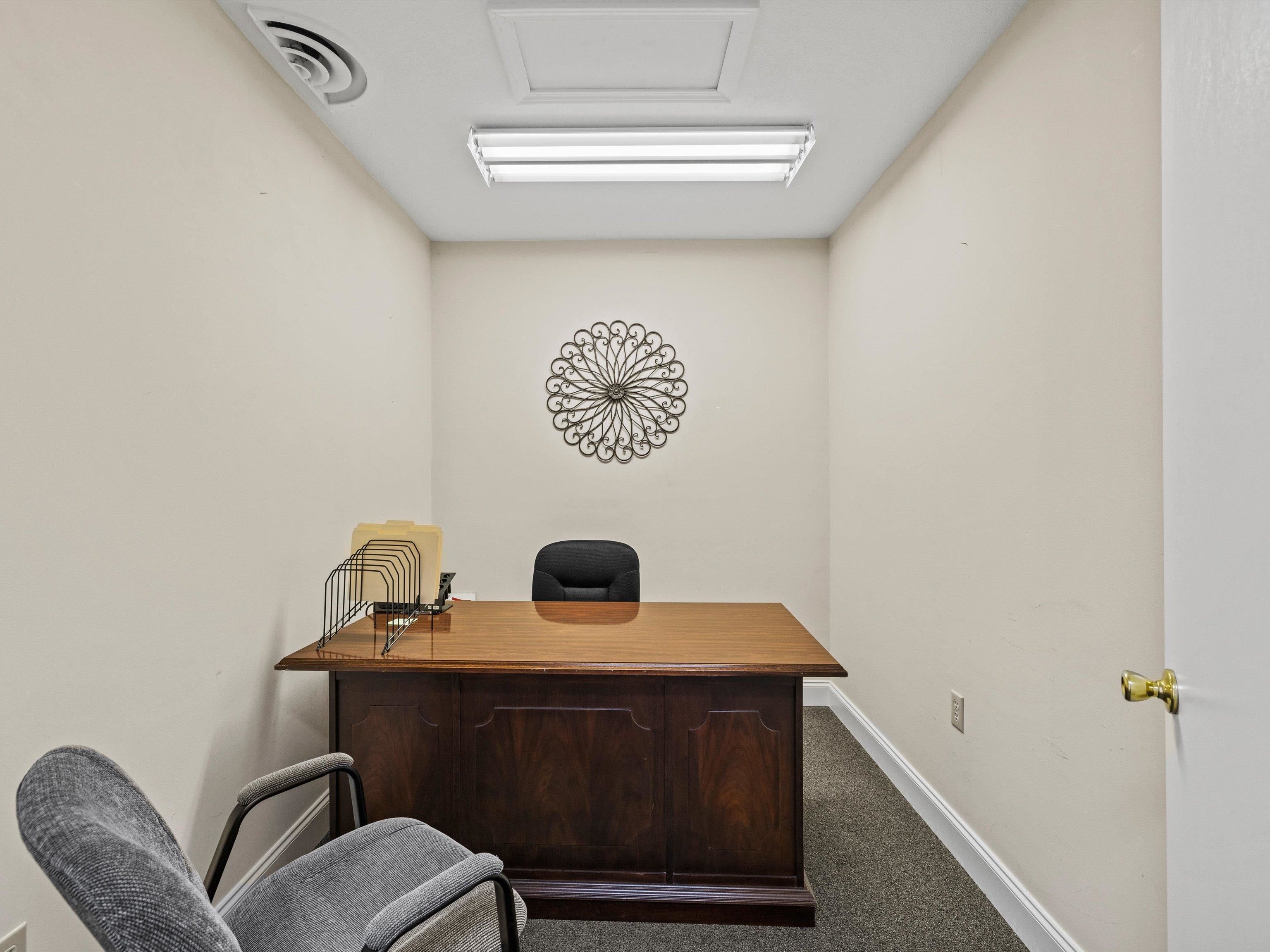 258 Main St., Madisonville, Kentucky 42431, ,Office,For Sale,Main St.,90103