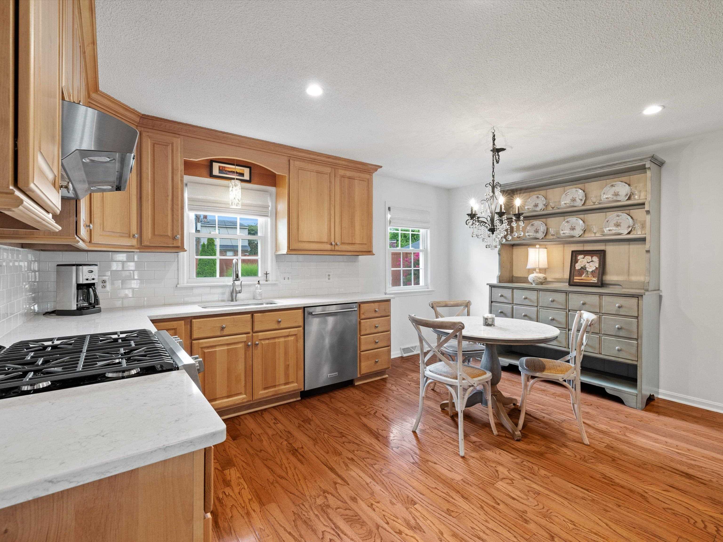 4033 Chapel Lane, Owensboro, Kentucky 42301, 3 Bedrooms Bedrooms, ,2 BathroomsBathrooms,Single Family Residence,For Sale,Chapel Lane,90105