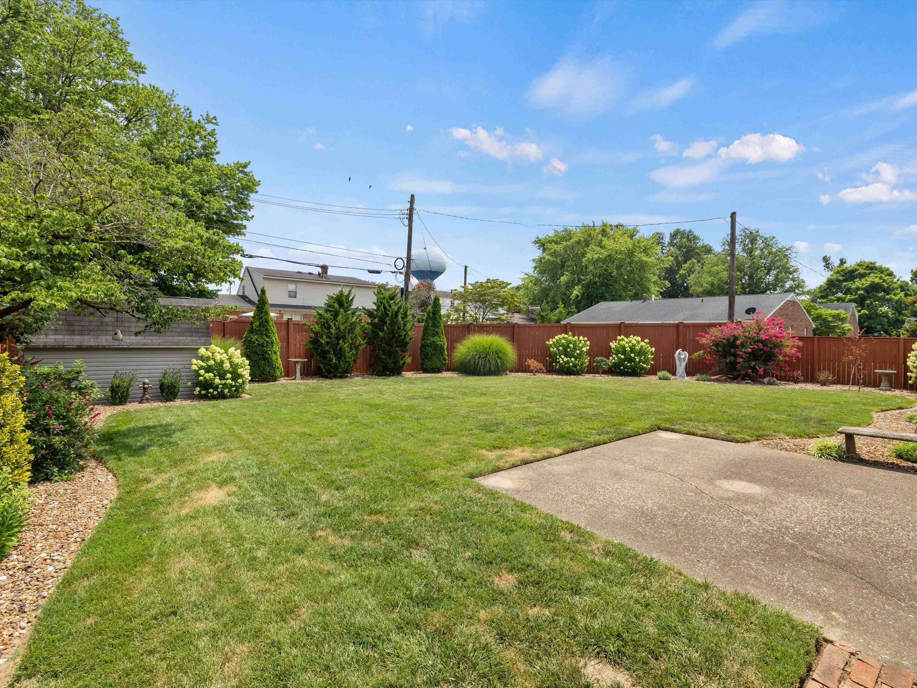 4033 Chapel Lane, Owensboro, Kentucky 42301, 3 Bedrooms Bedrooms, ,2 BathroomsBathrooms,Single Family Residence,For Sale,Chapel Lane,90105