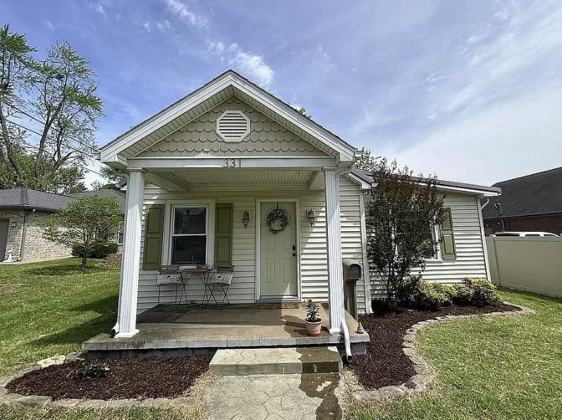 331 Richardson Ave., Henderson, Kentucky 42420, 2 Bedrooms Bedrooms, ,1 BathroomBathrooms,Single Family Residence,For Sale,Richardson Ave.,90106
