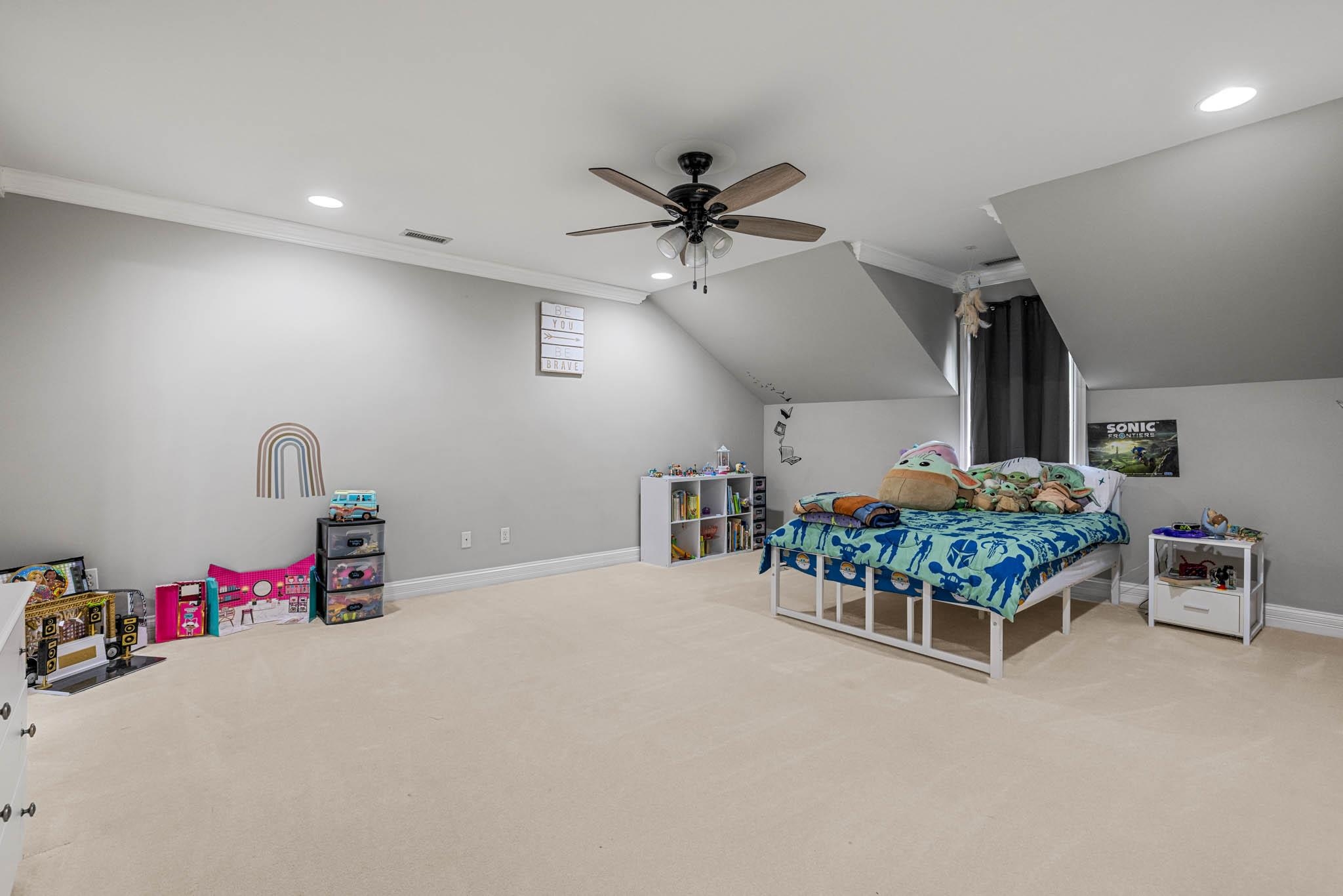 1650 Bedford Ct, Owensboro, Kentucky 42303, 4 Bedrooms Bedrooms, ,4 BathroomsBathrooms,Single Family Residence,For Sale,Bedford Ct,90112