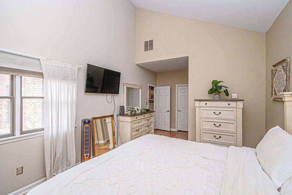 820 Live Oak Pl, Owensboro, Kentucky 42303, 2 Bedrooms Bedrooms, ,2 BathroomsBathrooms,Condominium,For Sale,Live Oak Pl,90114