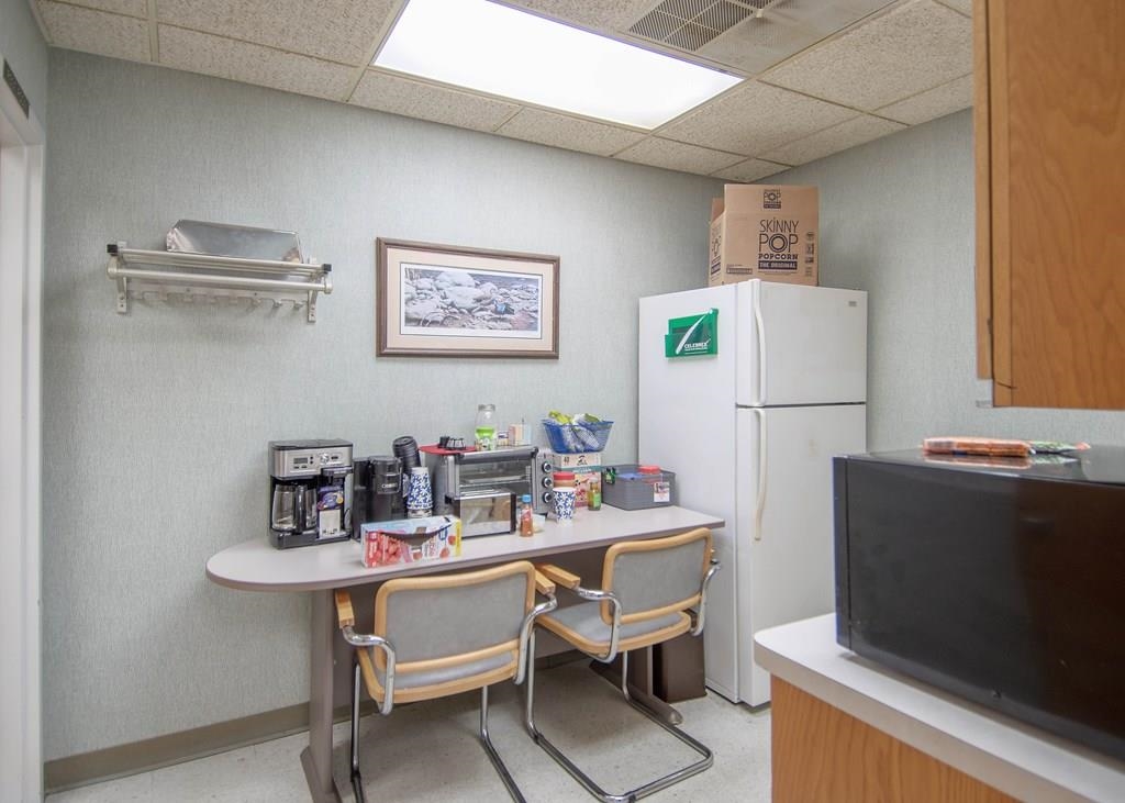 750 Salem Drive Suite 1-A, Owensboro, Kentucky 42303, ,Business,For Sale,Salem Drive Suite 1-A,90115
