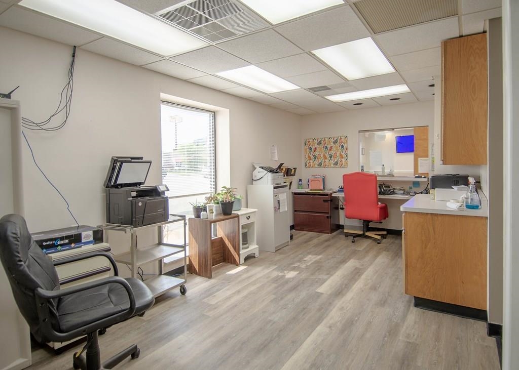 750 Salem Drive Suite 1-A, Owensboro, Kentucky 42303, ,Business,For Sale,Salem Drive Suite 1-A,90115