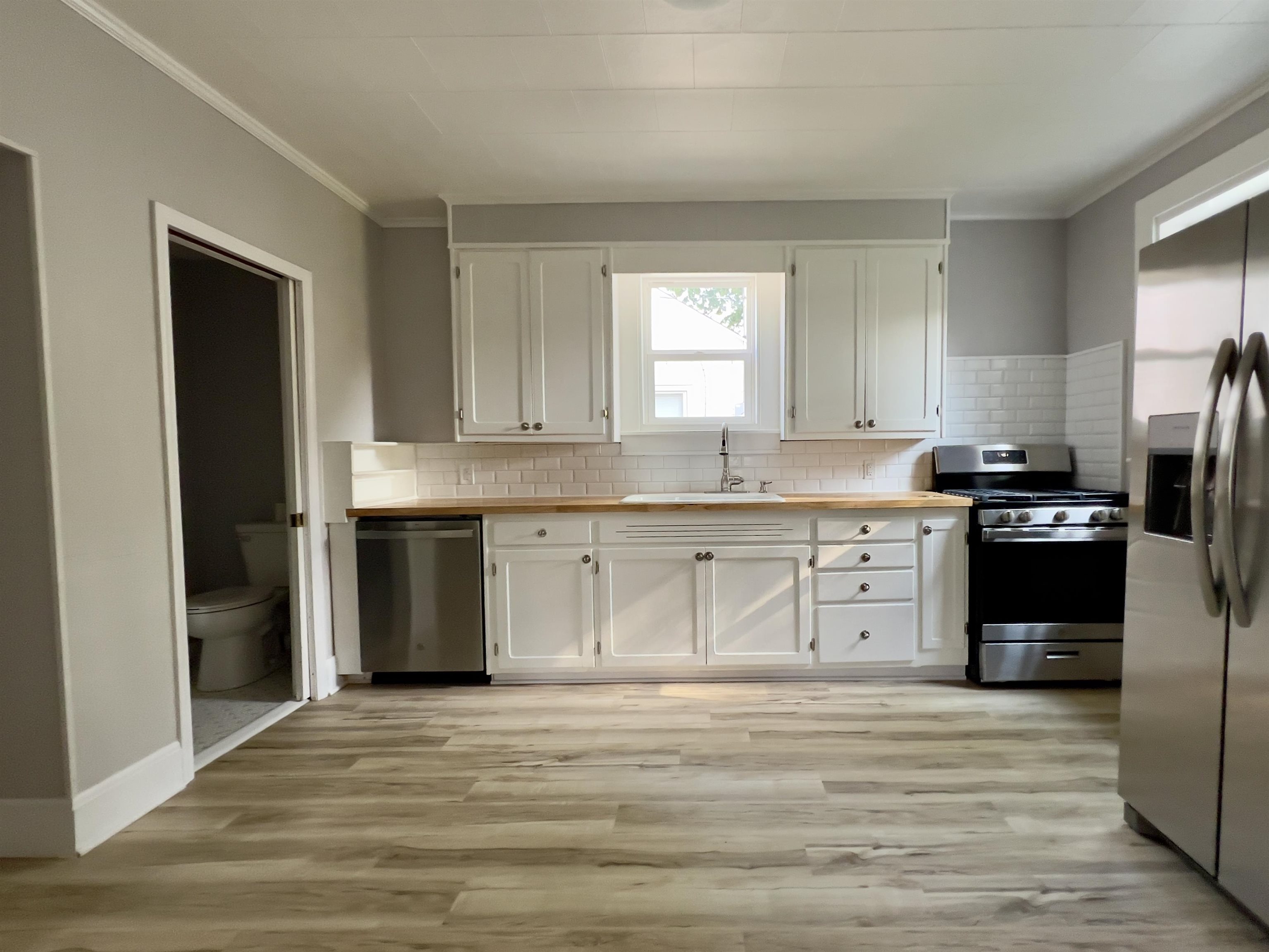 1516 Parrish Court, Owensboro, Kentucky 42301, 2 Bedrooms Bedrooms, ,1 BathroomBathrooms,Single Family Residence,For Sale,Parrish Court,90117