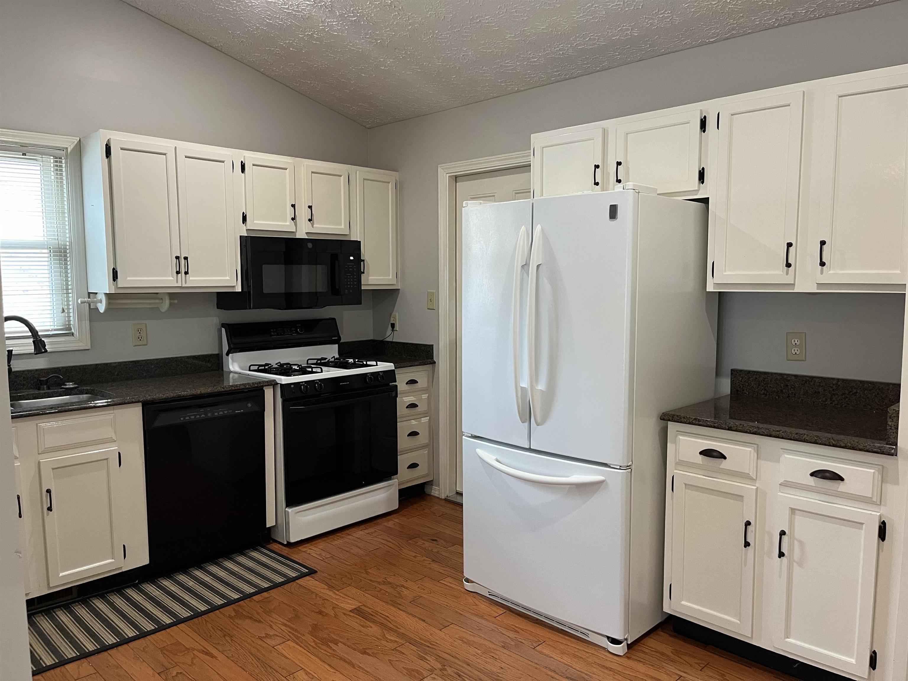 3601 War Admiral Dr., Owensboro, Kentucky 42303, 3 Bedrooms Bedrooms, ,2 BathroomsBathrooms,Single Family Residence,For Sale,War Admiral Dr.,90118