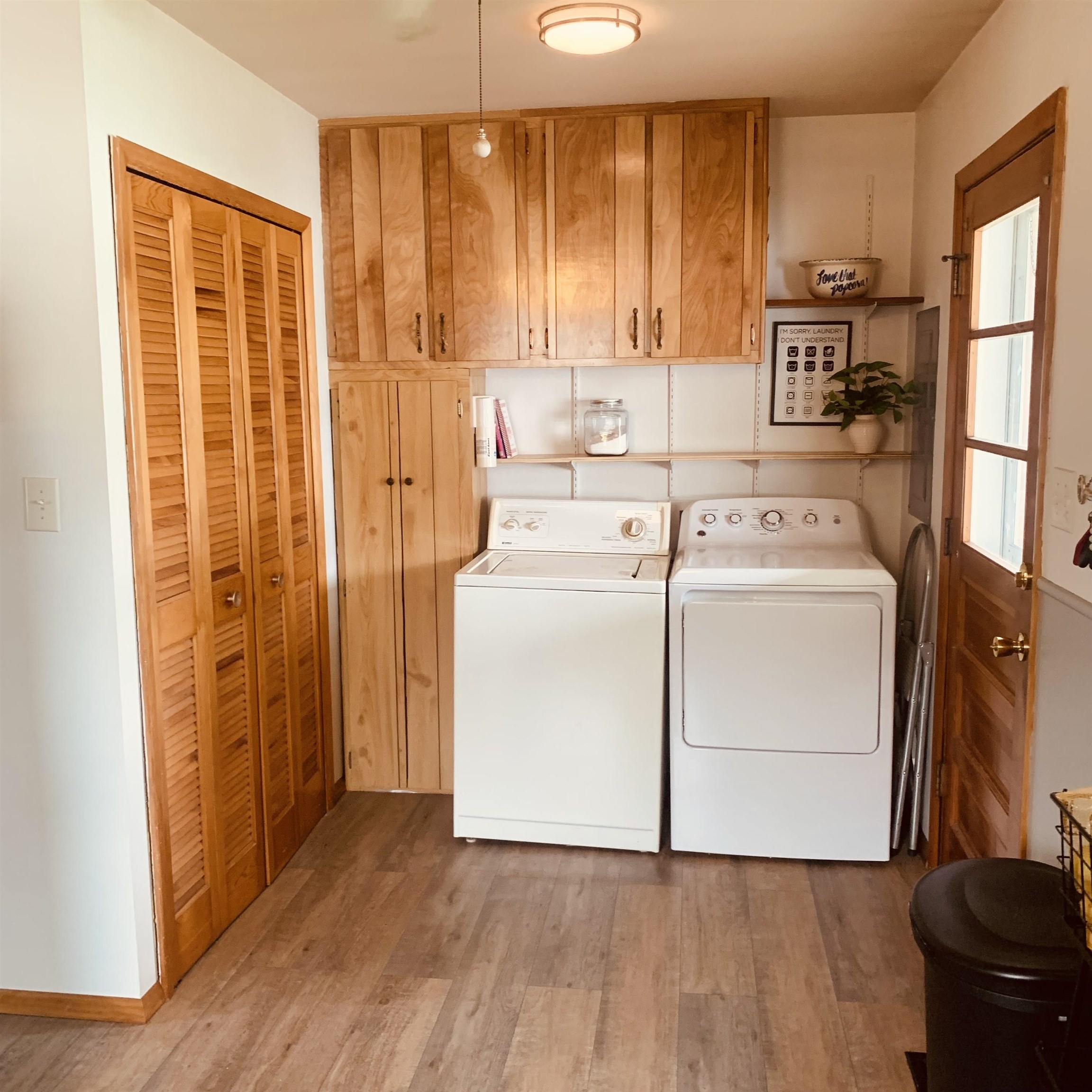 329 Holmes Drive, Owensboro, Kentucky 42303, 2 Bedrooms Bedrooms, ,1 BathroomBathrooms,Single Family Residence,For Sale,Holmes Drive,90121