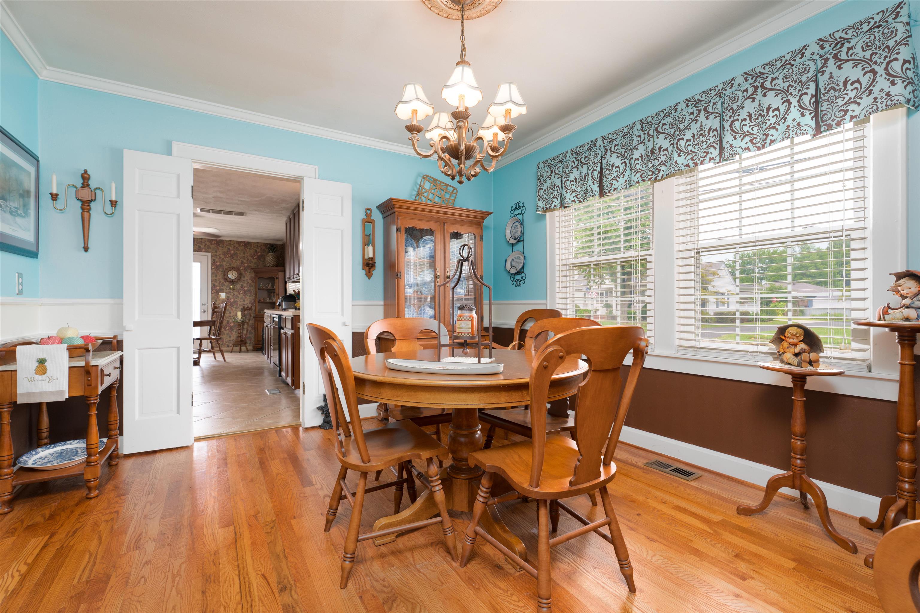 2052 York Drive, Owensboro, Kentucky 42301, 3 Bedrooms Bedrooms, ,2 BathroomsBathrooms,Single Family Residence,For Sale,York Drive,90124