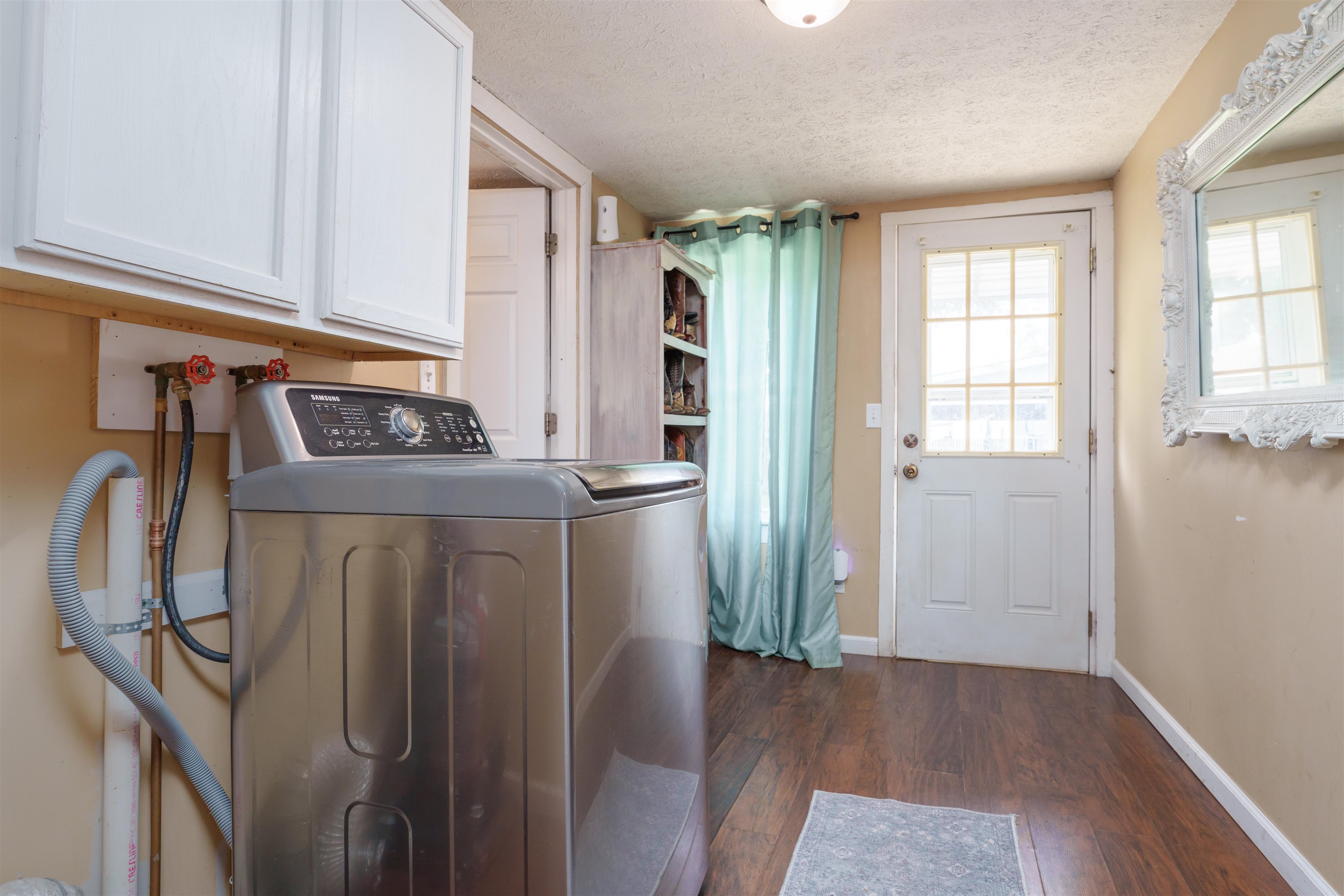 3026 Daviess St., Owensboro, Kentucky 42303, 3 Bedrooms Bedrooms, ,1 BathroomBathrooms,Single Family Residence,For Sale,Daviess St.,90126