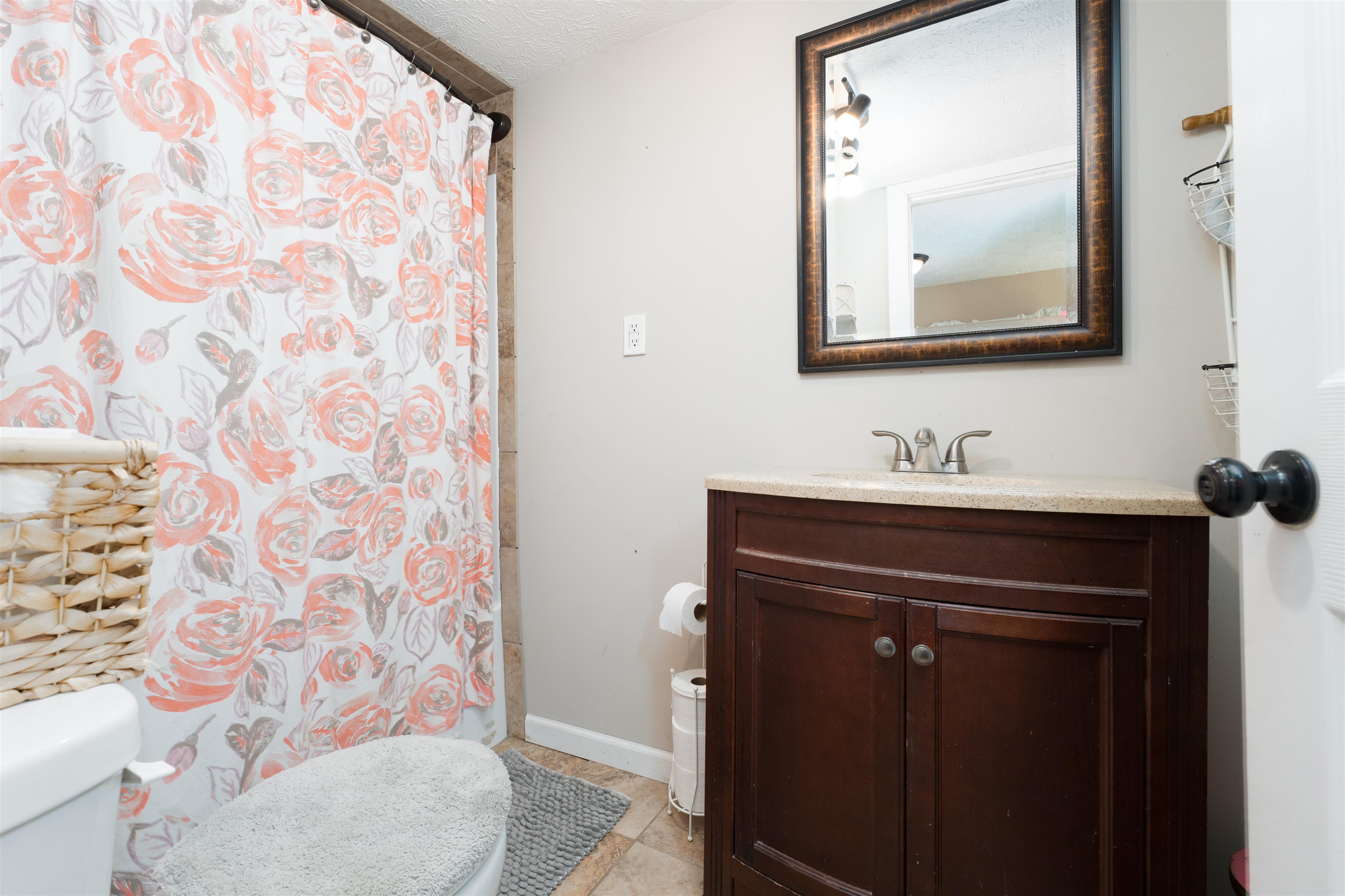 3026 Daviess St., Owensboro, Kentucky 42303, 3 Bedrooms Bedrooms, ,1 BathroomBathrooms,Single Family Residence,For Sale,Daviess St.,90126