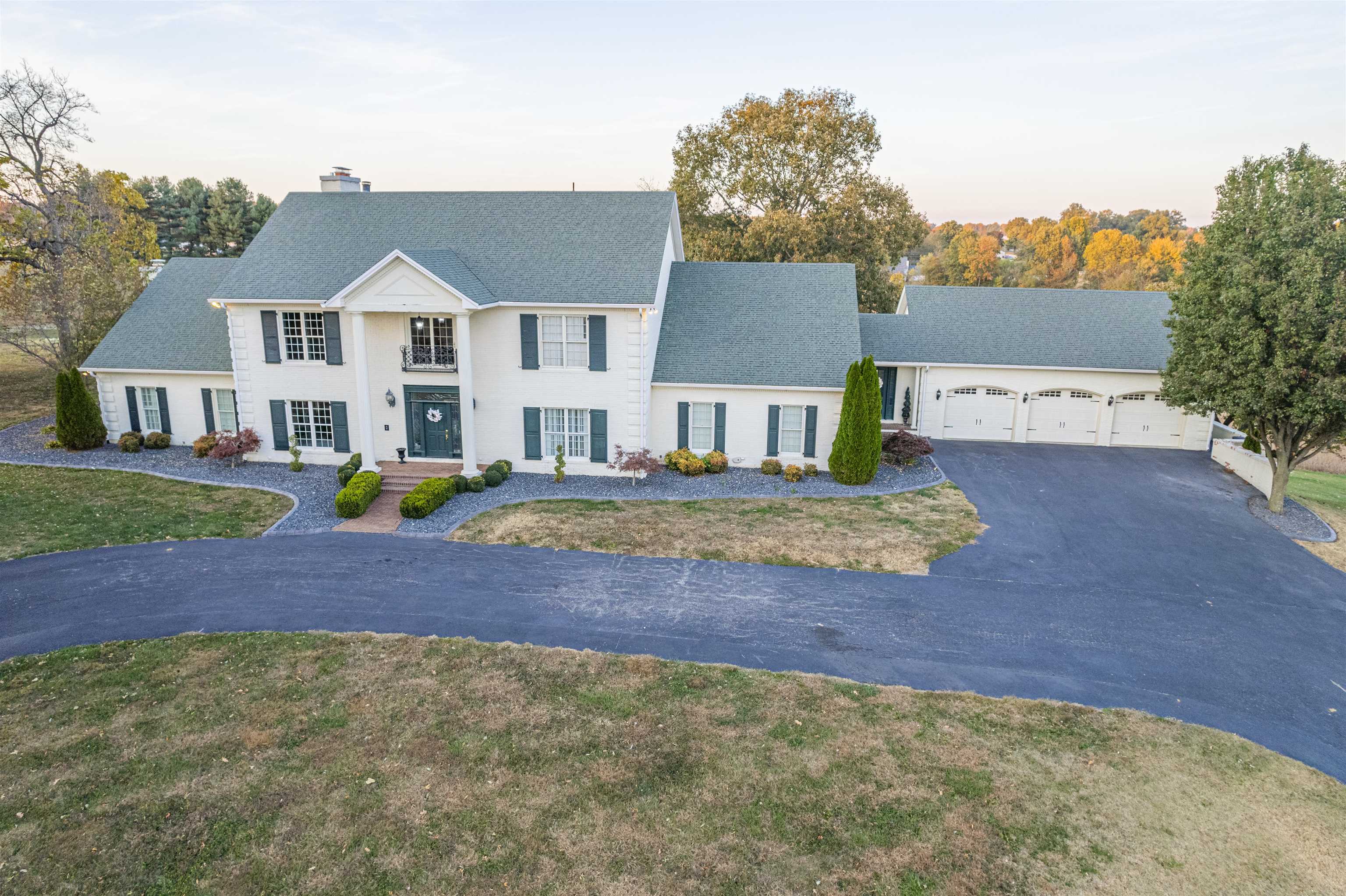 7219 HWY 54, Philpot, Kentucky 42366, 7 Bedrooms Bedrooms, ,6 BathroomsBathrooms,Single Family Residence,For Sale,HWY 54,90127