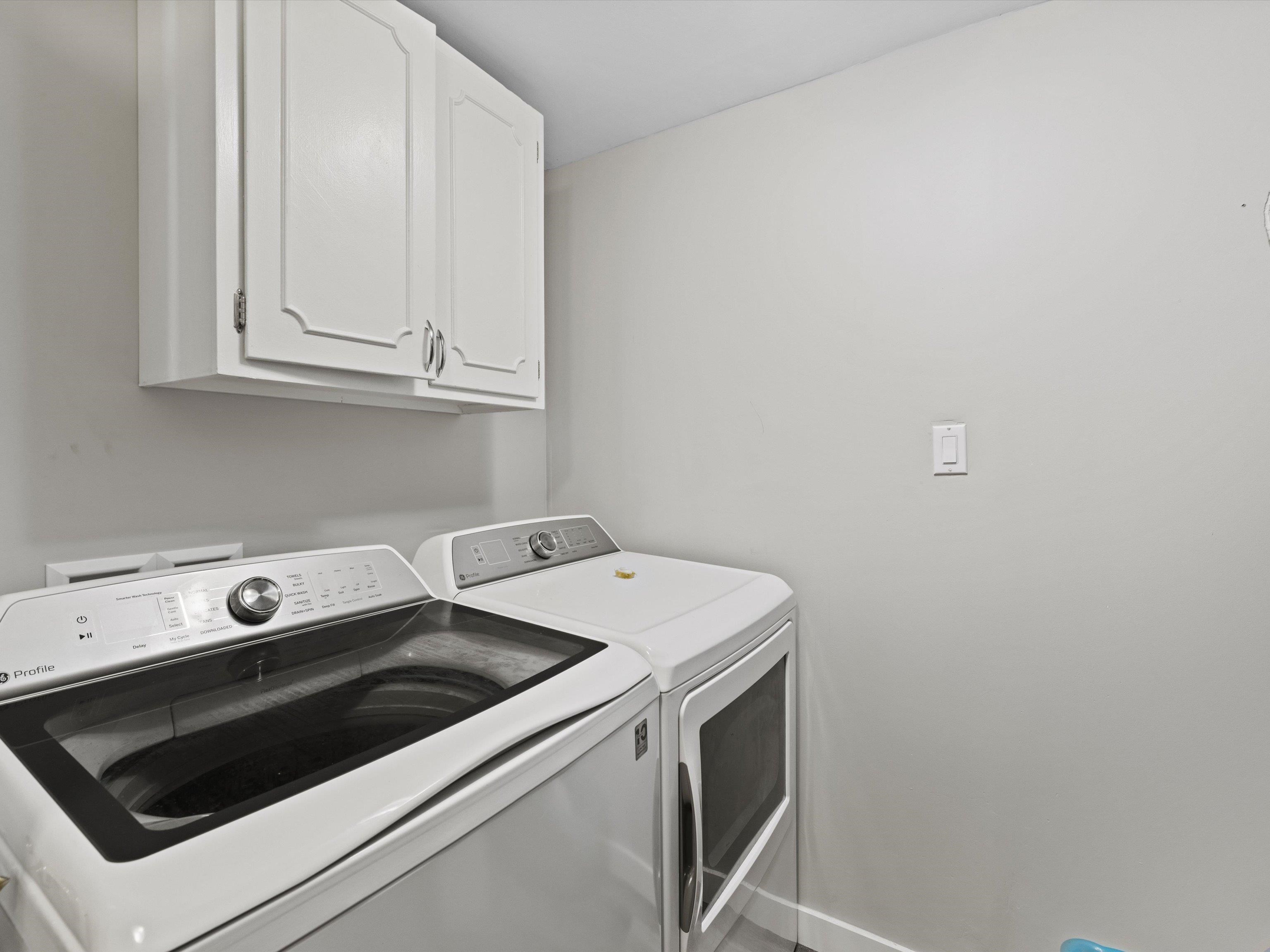 1066 Peninsula Ct, Maceo, Kentucky 42355, 2 Bedrooms Bedrooms, ,1 BathroomBathrooms,Single Family Residence,For Sale,Peninsula Ct,90135