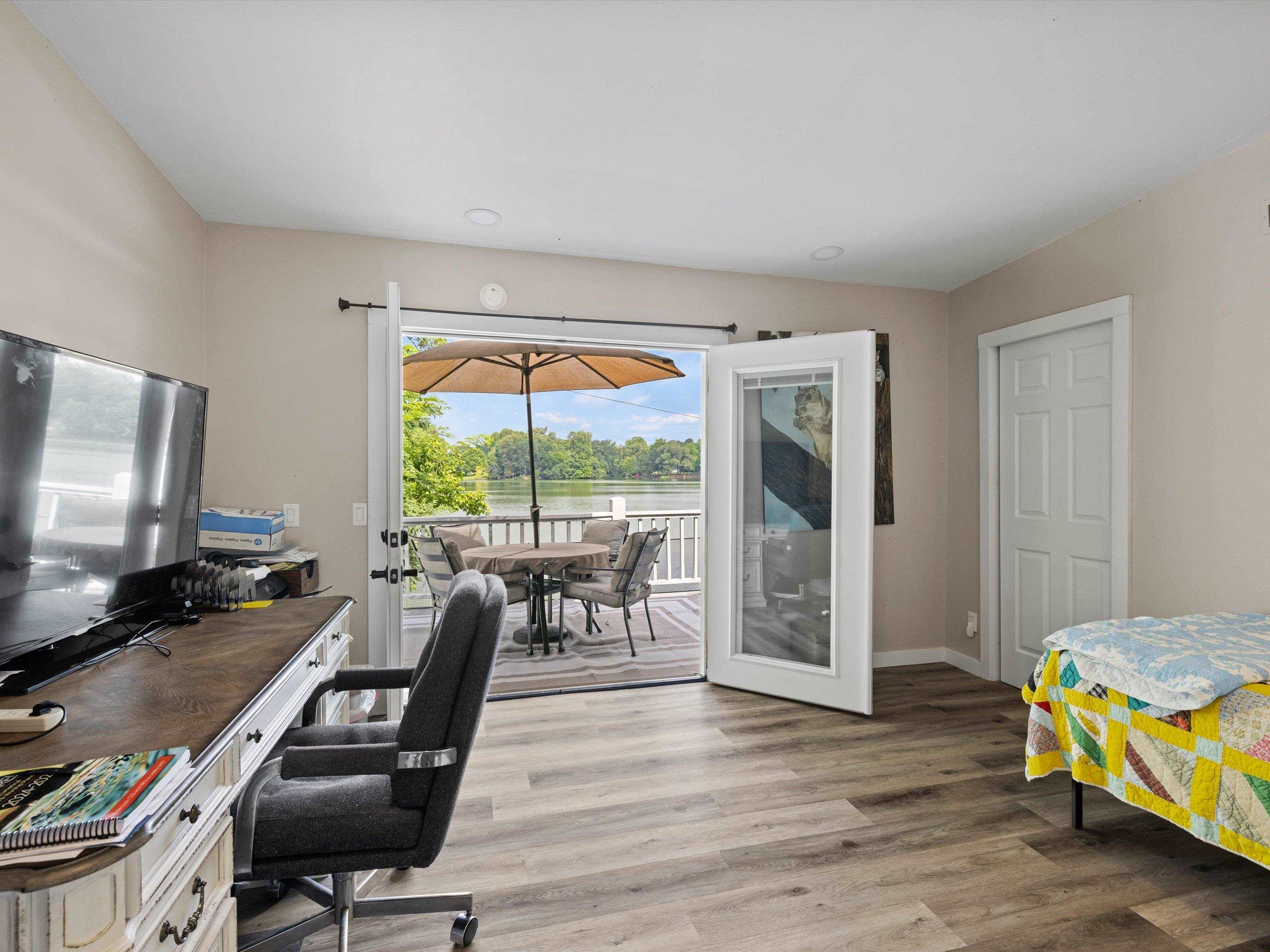 1066 Peninsula Ct, Maceo, Kentucky 42355, 2 Bedrooms Bedrooms, ,1 BathroomBathrooms,Single Family Residence,For Sale,Peninsula Ct,90135