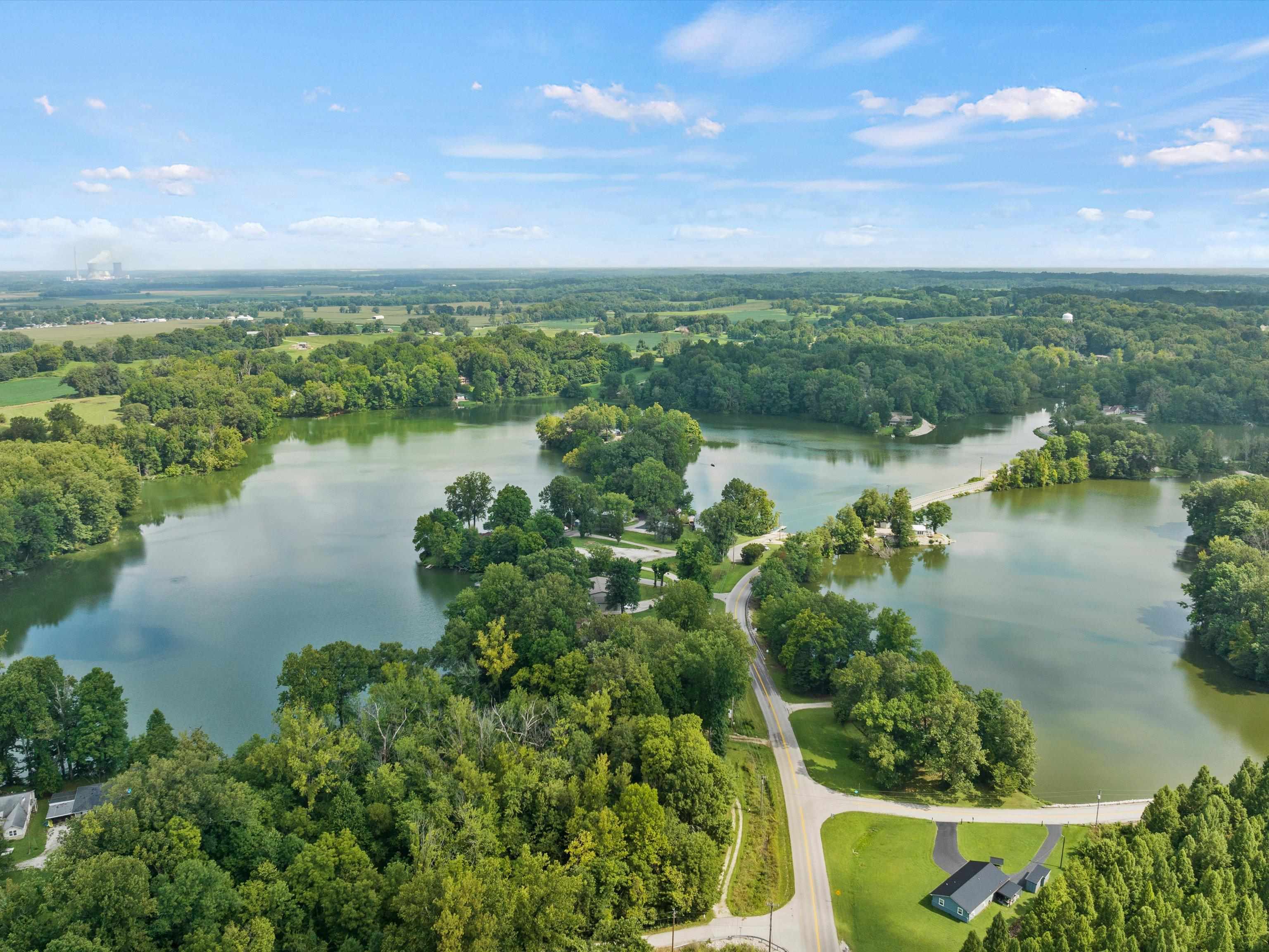 1066 Peninsula Ct, Maceo, Kentucky 42355, 2 Bedrooms Bedrooms, ,1 BathroomBathrooms,Single Family Residence,For Sale,Peninsula Ct,90135
