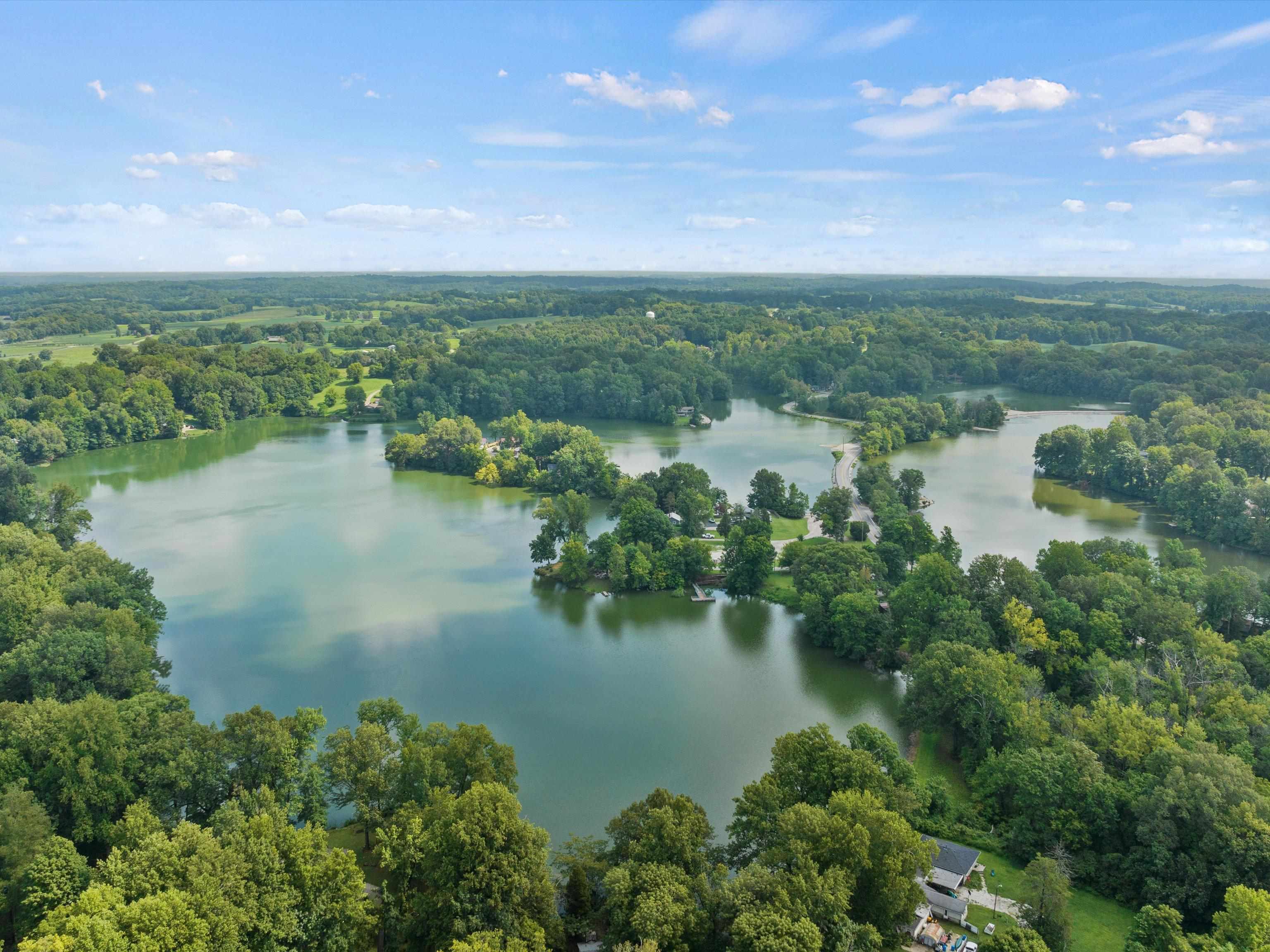 1066 Peninsula Ct, Maceo, Kentucky 42355, 2 Bedrooms Bedrooms, ,1 BathroomBathrooms,Single Family Residence,For Sale,Peninsula Ct,90135