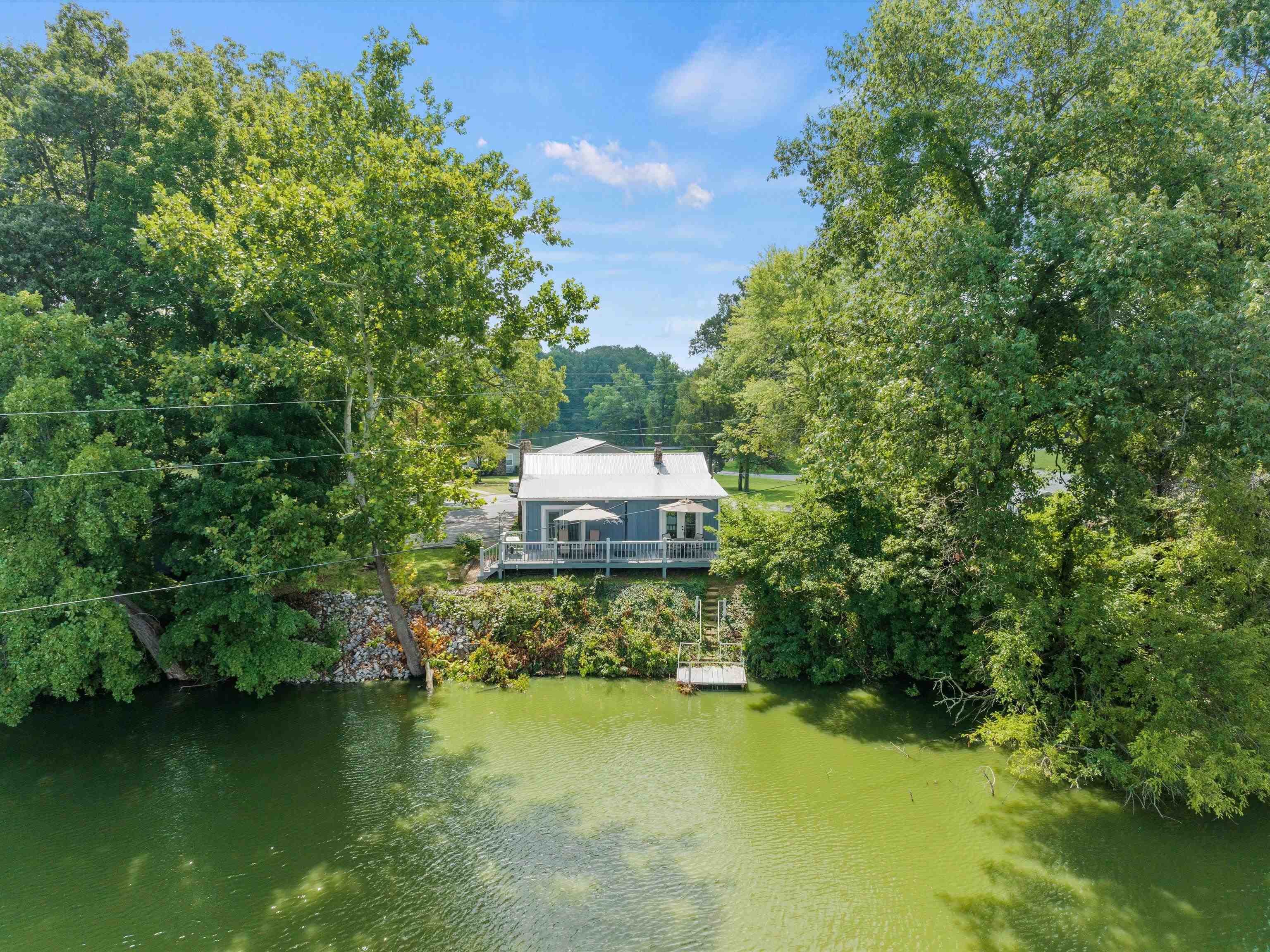 1066 Peninsula Ct, Maceo, Kentucky 42355, 2 Bedrooms Bedrooms, ,1 BathroomBathrooms,Single Family Residence,For Sale,Peninsula Ct,90135