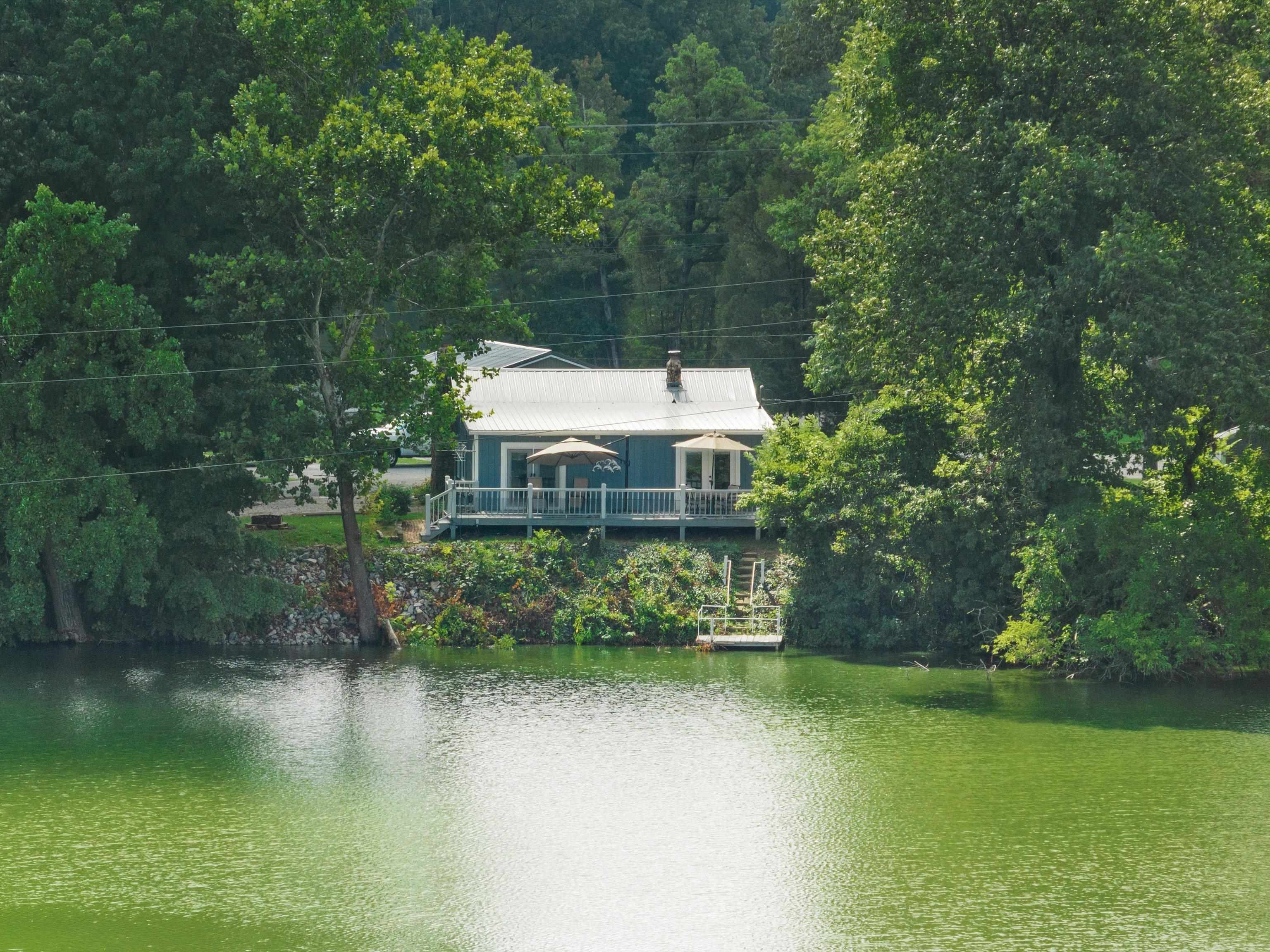 1066 Peninsula Ct, Maceo, Kentucky 42355, 2 Bedrooms Bedrooms, ,1 BathroomBathrooms,Single Family Residence,For Sale,Peninsula Ct,90135