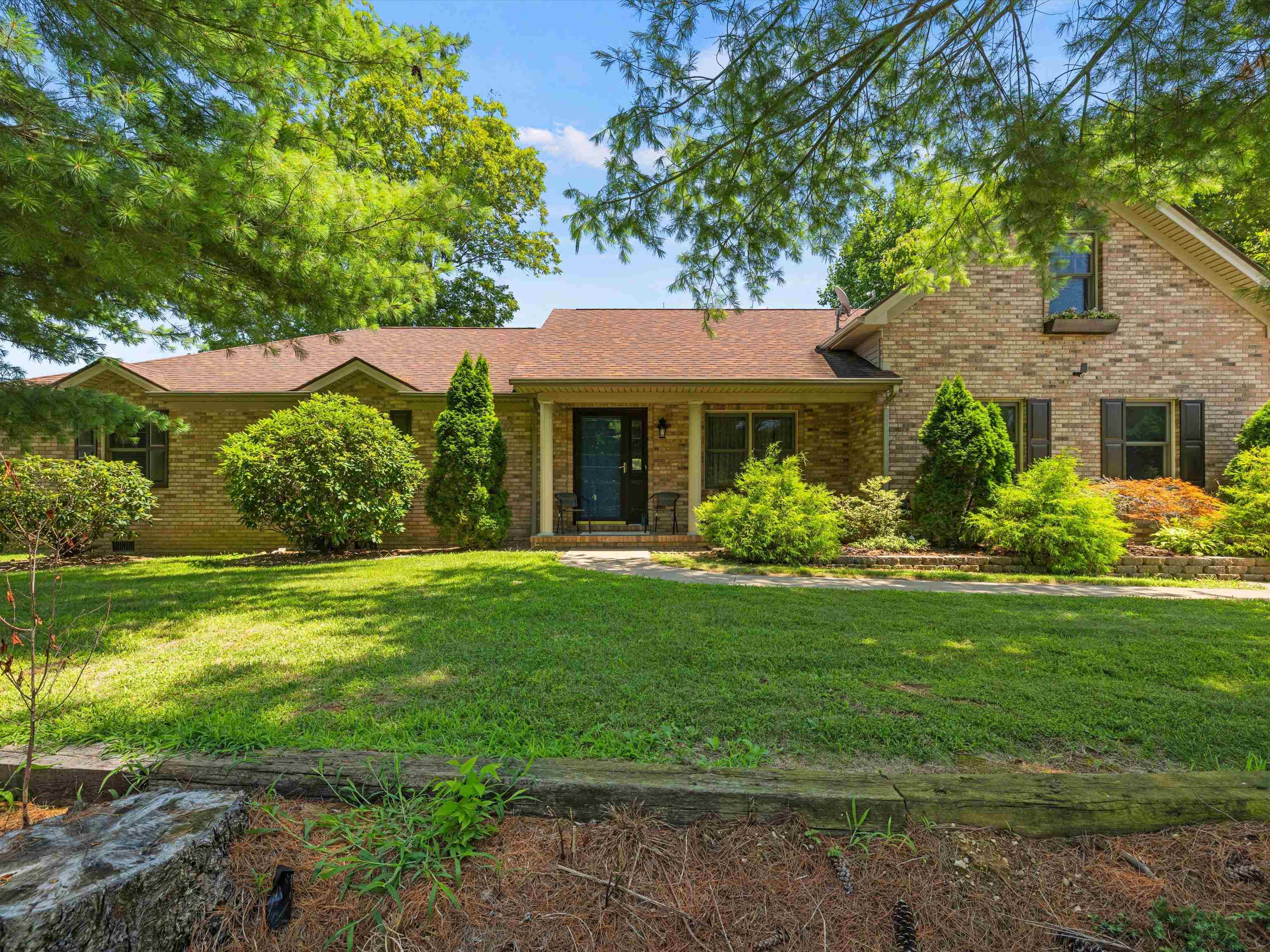 99 Booth Field, Owensboro, Kentucky 42301, 3 Bedrooms Bedrooms, ,2 BathroomsBathrooms,Single Family Residence,For Sale,Booth Field,90140