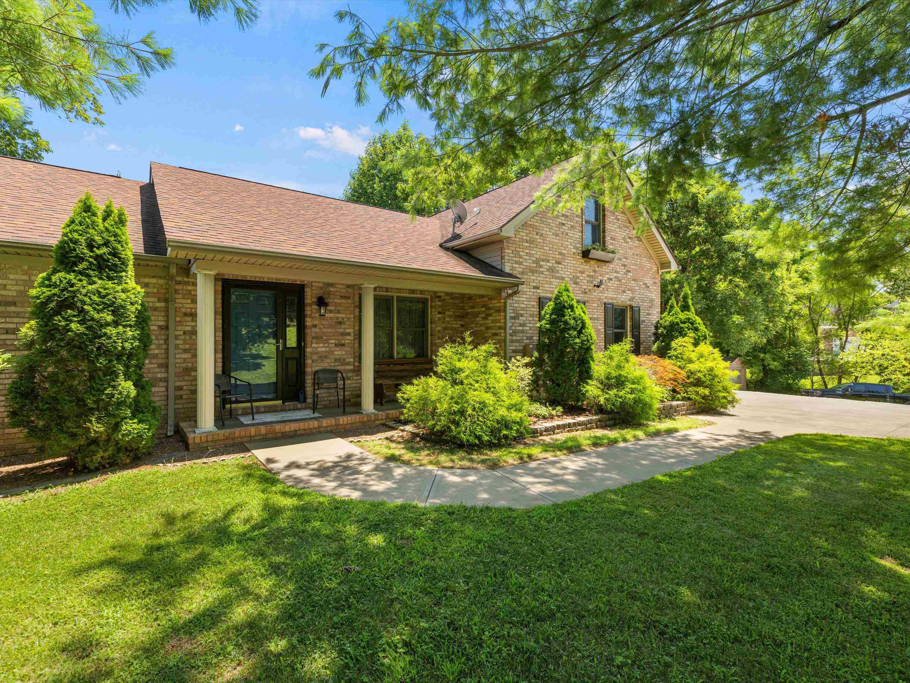 99 Booth Field, Owensboro, Kentucky 42301, 3 Bedrooms Bedrooms, ,2 BathroomsBathrooms,Single Family Residence,For Sale,Booth Field,90140