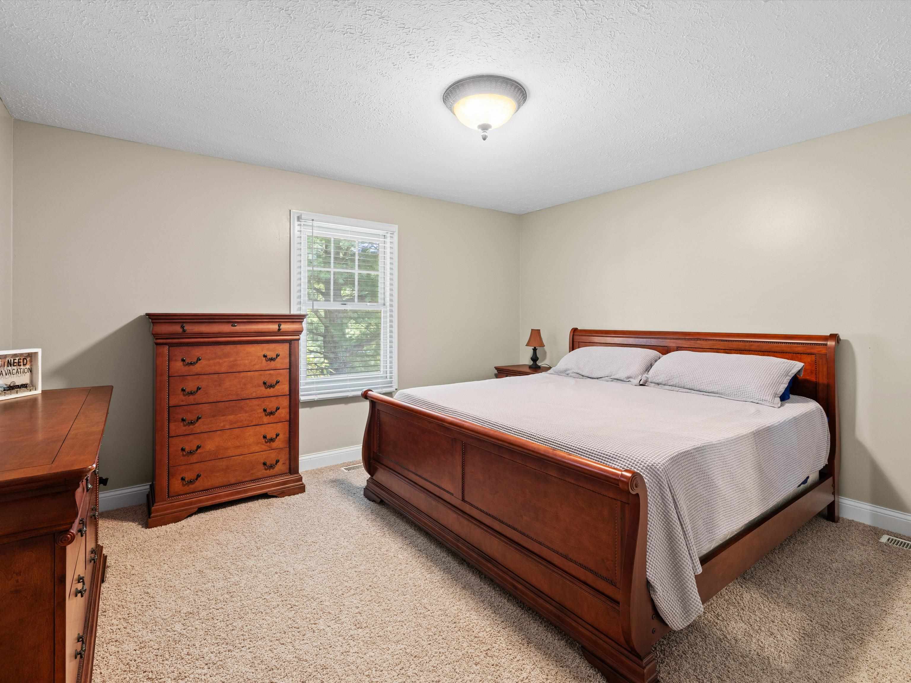 99 Booth Field, Owensboro, Kentucky 42301, 3 Bedrooms Bedrooms, ,2 BathroomsBathrooms,Single Family Residence,For Sale,Booth Field,90140