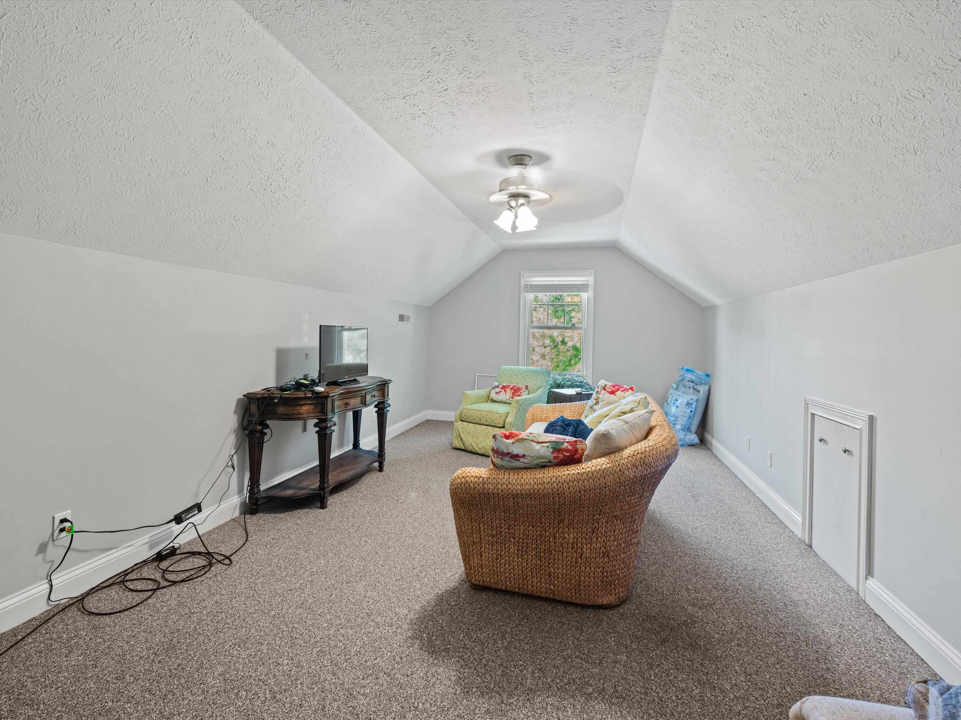 99 Booth Field, Owensboro, Kentucky 42301, 3 Bedrooms Bedrooms, ,2 BathroomsBathrooms,Single Family Residence,For Sale,Booth Field,90140