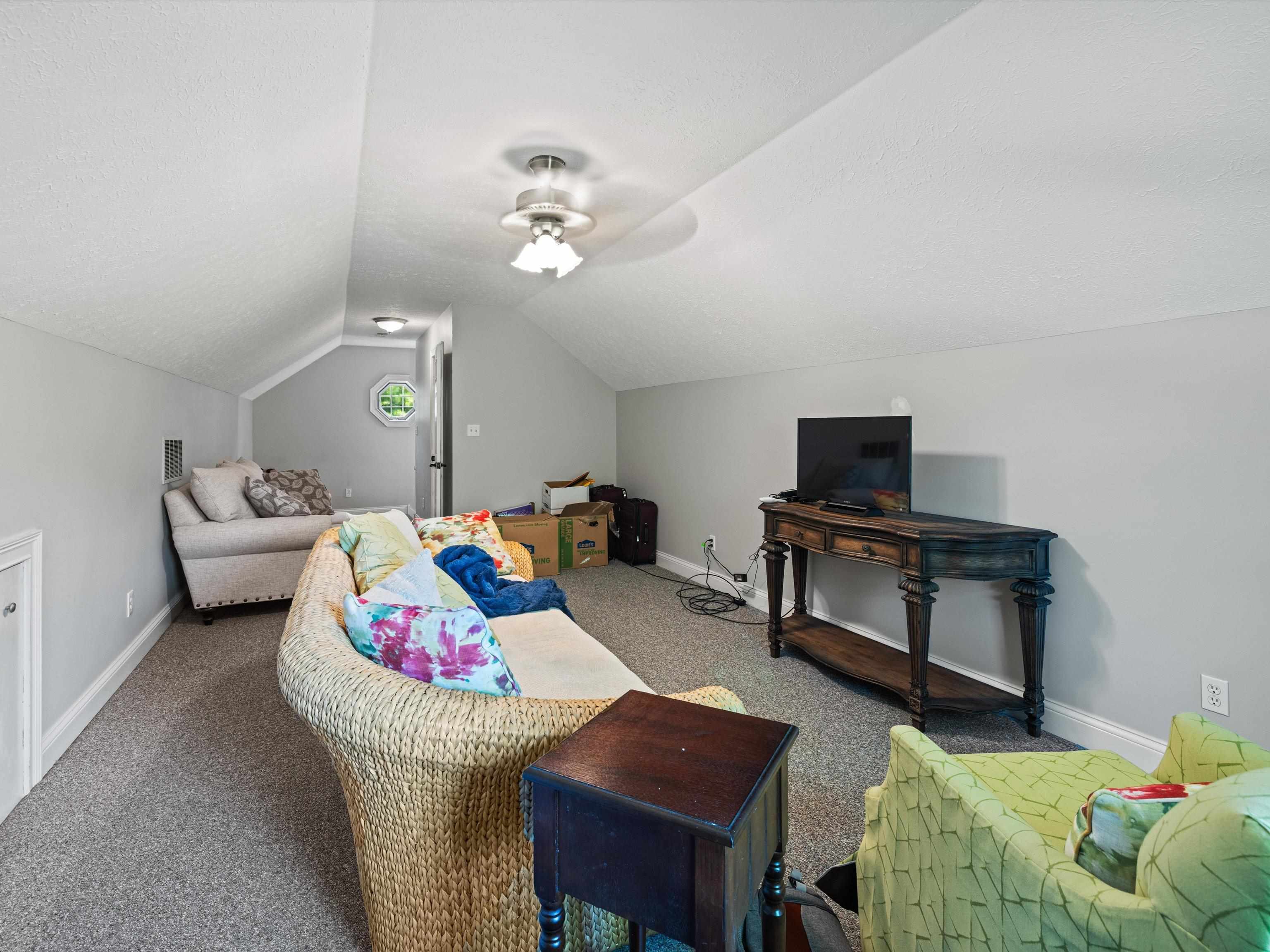 99 Booth Field, Owensboro, Kentucky 42301, 3 Bedrooms Bedrooms, ,2 BathroomsBathrooms,Single Family Residence,For Sale,Booth Field,90140