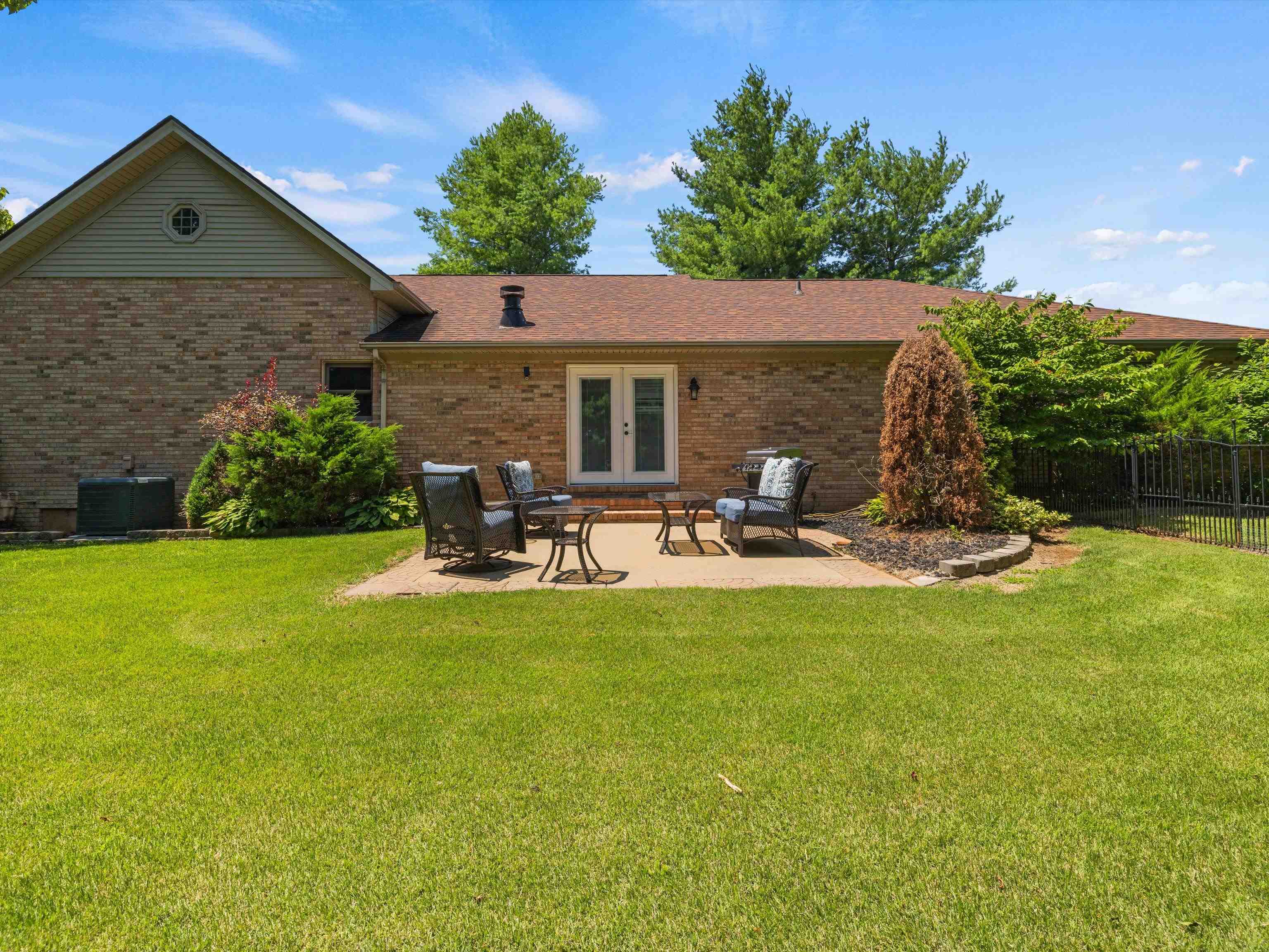 99 Booth Field, Owensboro, Kentucky 42301, 3 Bedrooms Bedrooms, ,2 BathroomsBathrooms,Single Family Residence,For Sale,Booth Field,90140