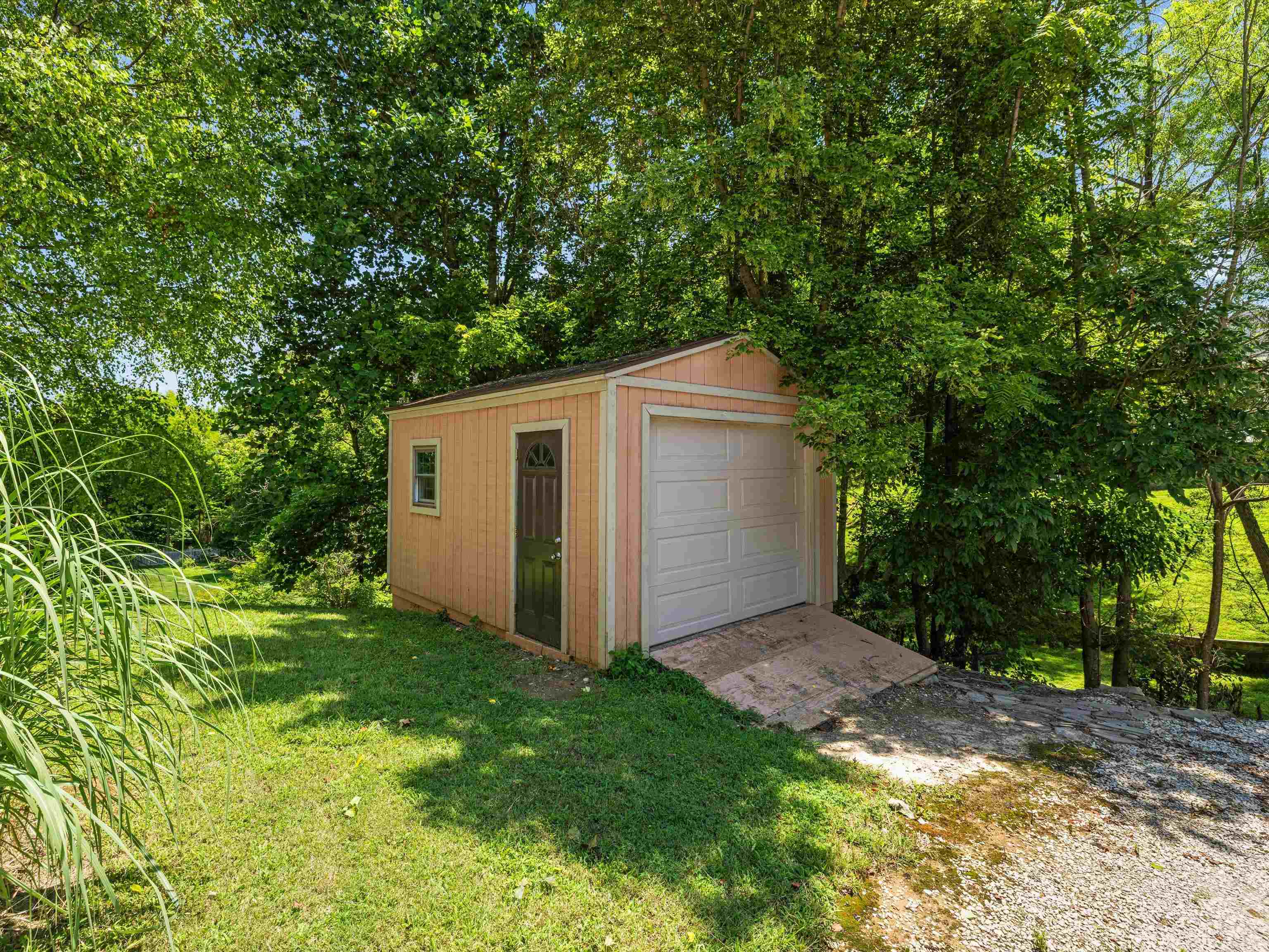 99 Booth Field, Owensboro, Kentucky 42301, 3 Bedrooms Bedrooms, ,2 BathroomsBathrooms,Single Family Residence,For Sale,Booth Field,90140