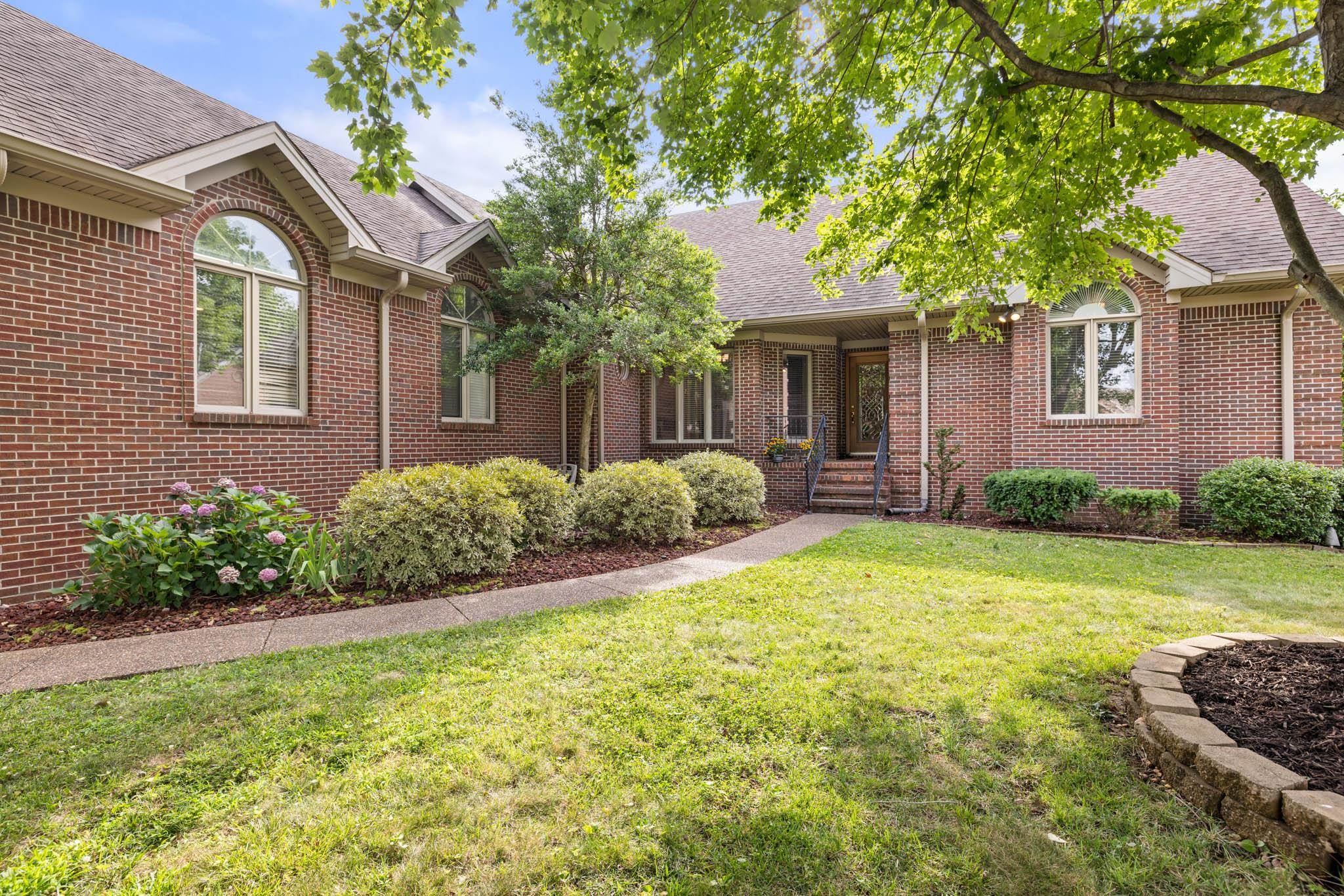 4520 Stonegate Dr., Owensboro, Kentucky 42303, 3 Bedrooms Bedrooms, ,2 BathroomsBathrooms,Single Family Residence,For Sale,Stonegate Dr.,90142