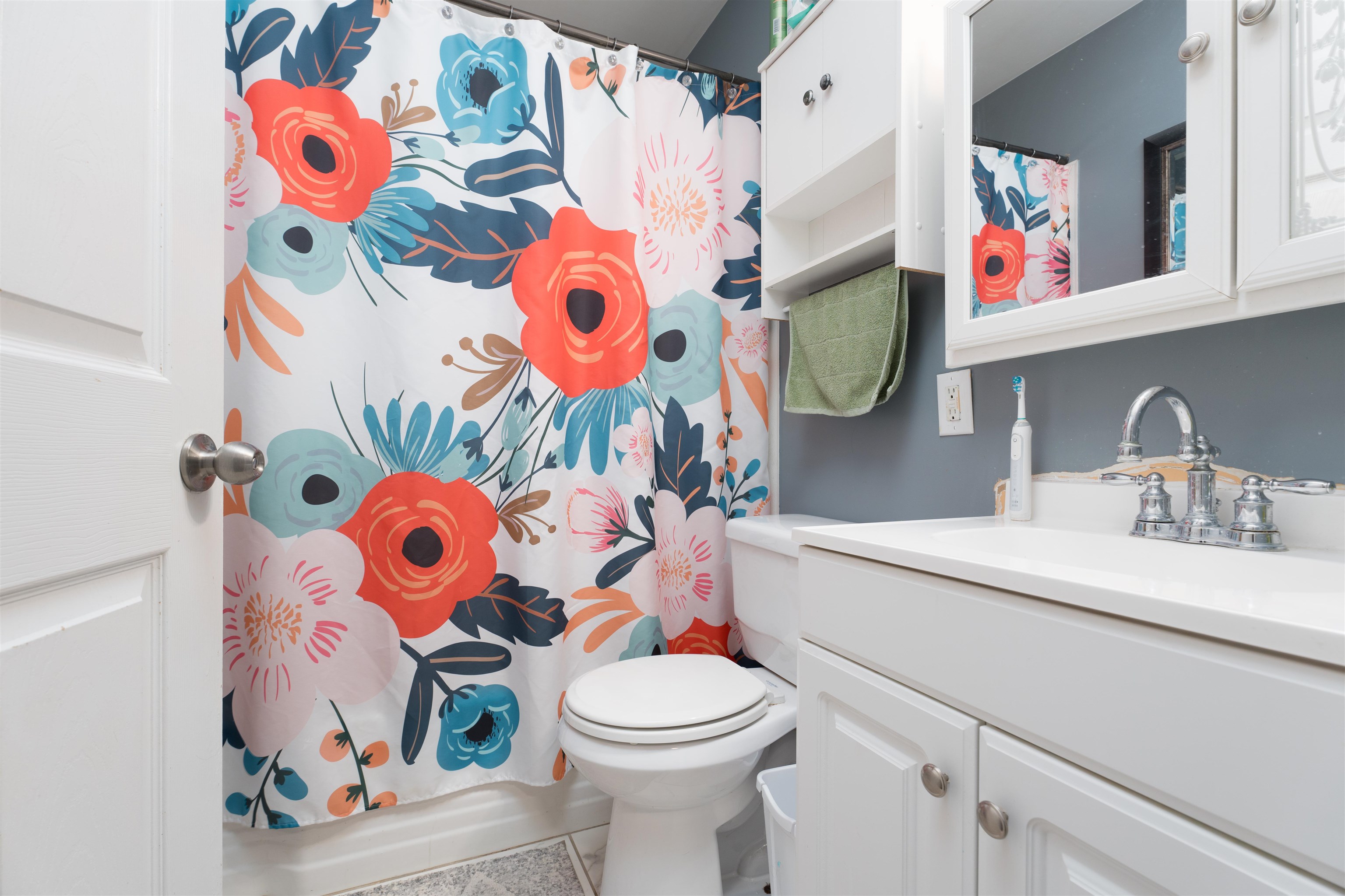 2516 Iroquois Drive, Owensboro, Kentucky 42301, 4 Bedrooms Bedrooms, ,1 BathroomBathrooms,Single Family Residence,For Sale,Iroquois Drive,90147