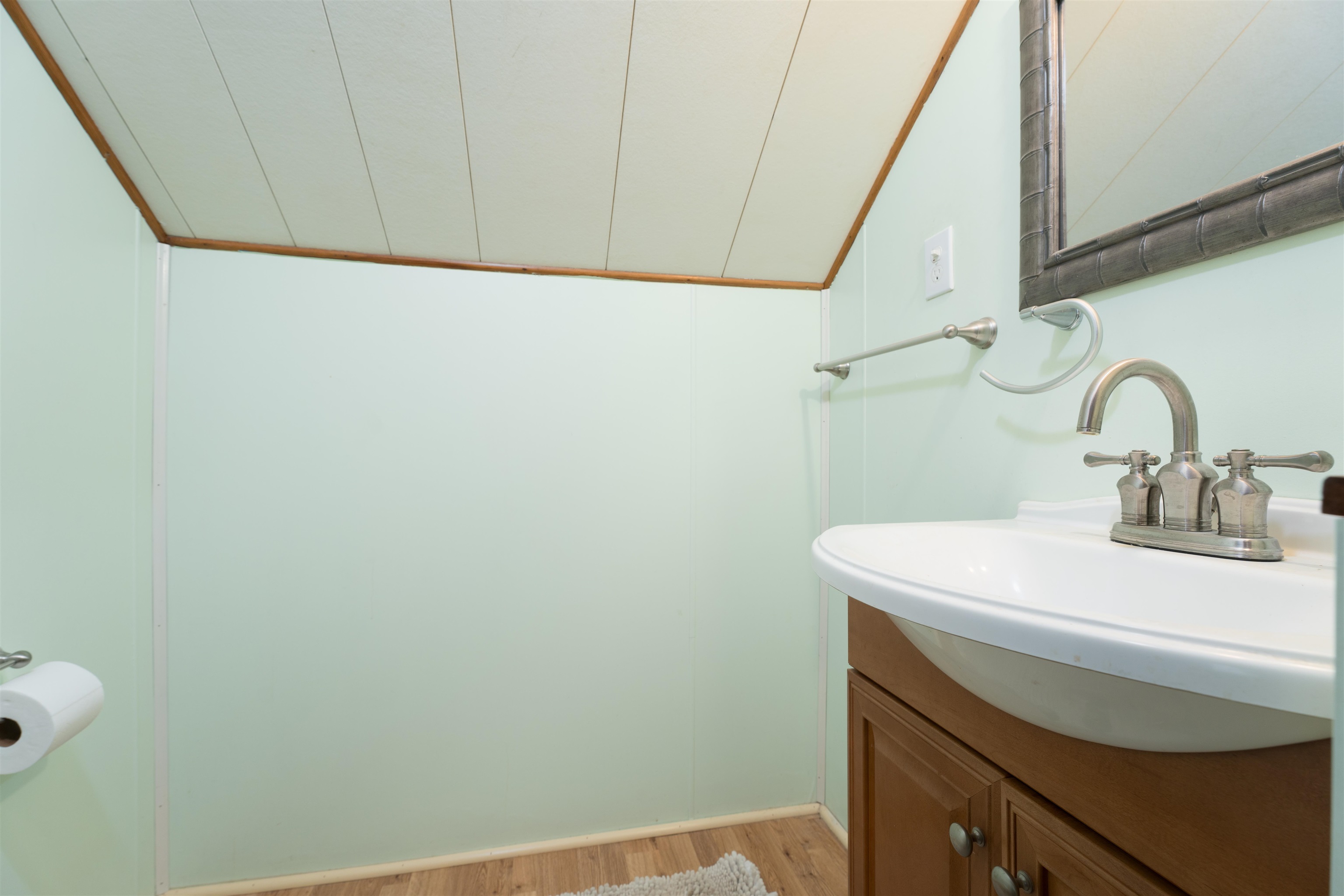 2516 Iroquois Drive, Owensboro, Kentucky 42301, 4 Bedrooms Bedrooms, ,1 BathroomBathrooms,Single Family Residence,For Sale,Iroquois Drive,90147
