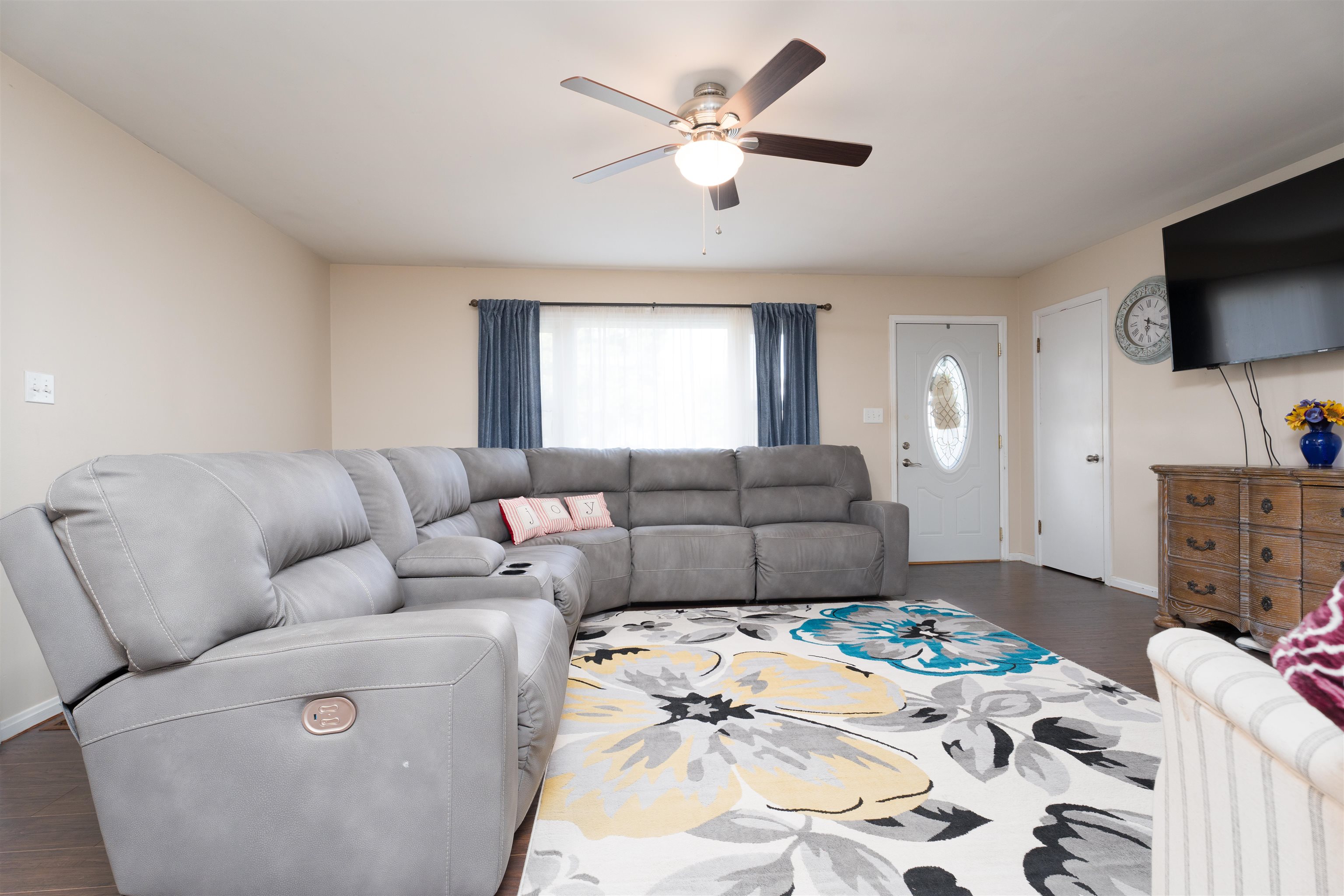 2516 Iroquois Drive, Owensboro, Kentucky 42301, 4 Bedrooms Bedrooms, ,1 BathroomBathrooms,Single Family Residence,For Sale,Iroquois Drive,90147