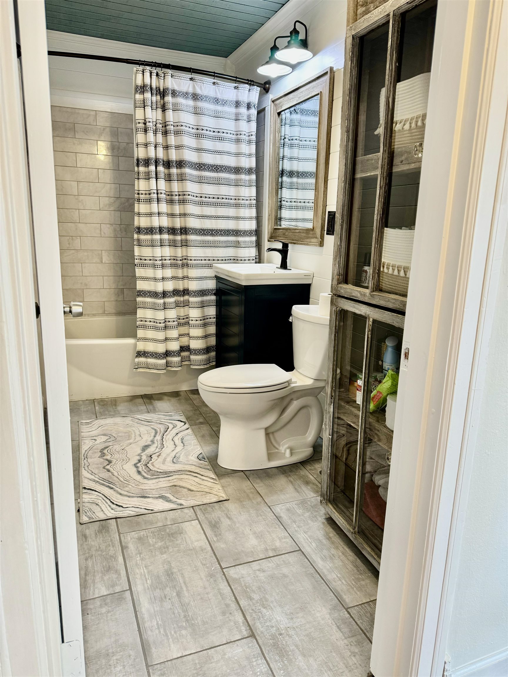 1221 Booth Ave, Owensboro, Kentucky 42301, 3 Bedrooms Bedrooms, ,2 BathroomsBathrooms,Single Family Residence,For Sale,Booth Ave,90148