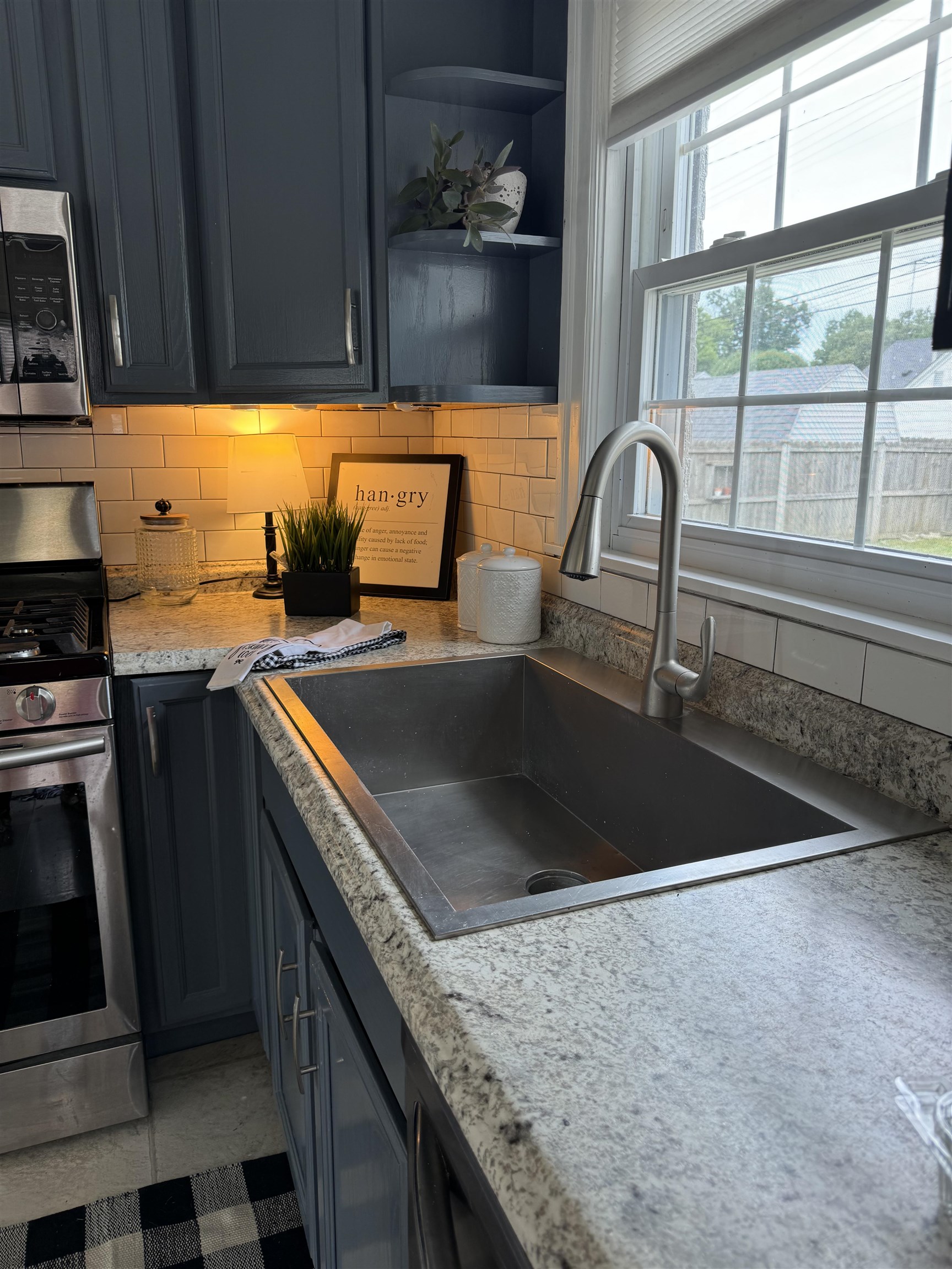 1221 Booth Ave, Owensboro, Kentucky 42301, 3 Bedrooms Bedrooms, ,2 BathroomsBathrooms,Single Family Residence,For Sale,Booth Ave,90148