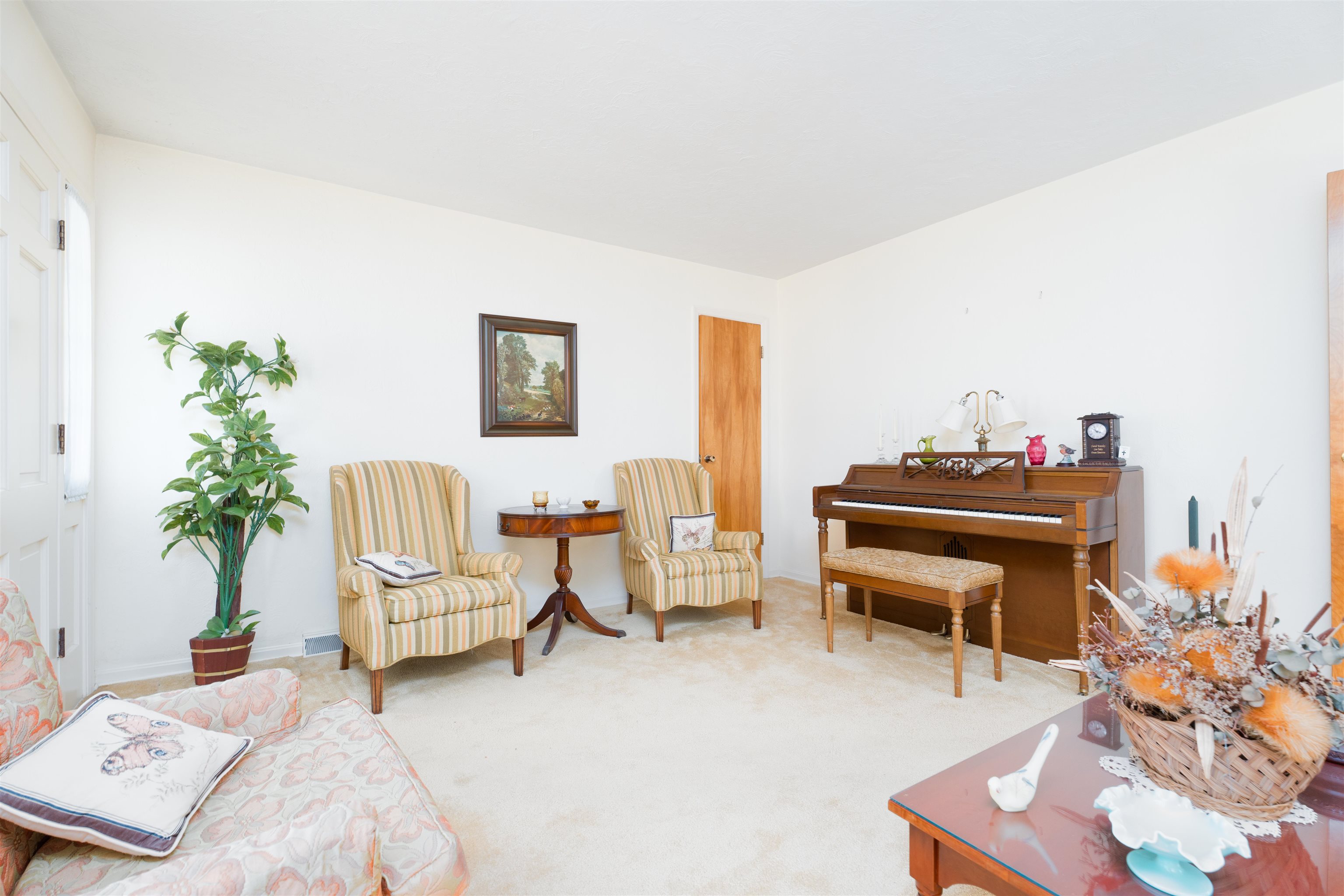 800 Parkway Drive, Owensboro, Kentucky 42303, 3 Bedrooms Bedrooms, ,1 BathroomBathrooms,Single Family Residence,For Sale,Parkway Drive,90149