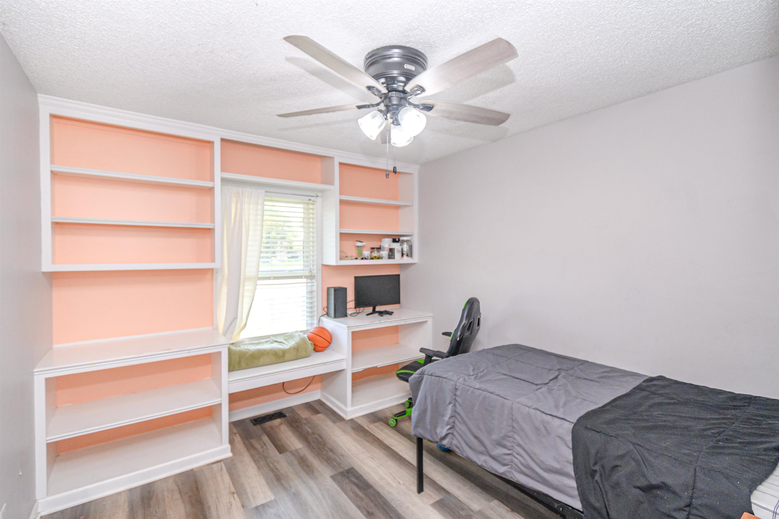 3429 Dove Loop, Owensboro, Kentucky 42301, 3 Bedrooms Bedrooms, ,1 BathroomBathrooms,Single Family Residence,For Sale,Dove Loop,90150