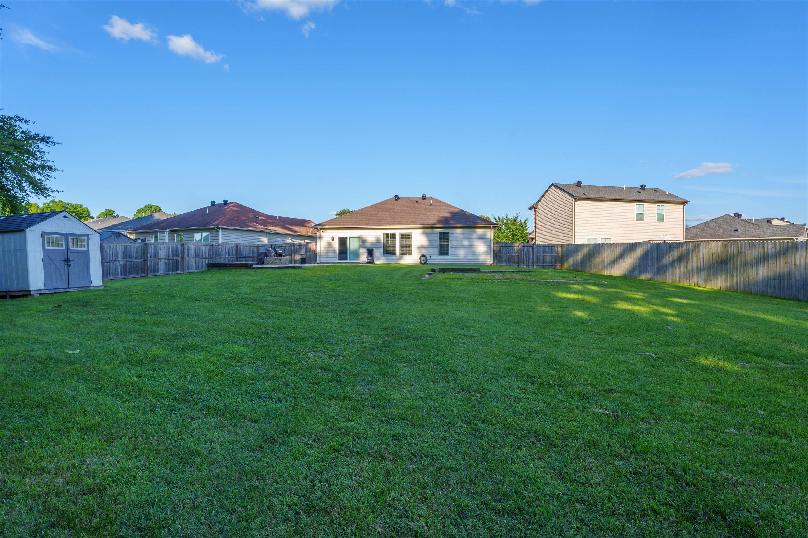 6468 Autumn Valley Trace, Utica, Kentucky 42376, 3 Bedrooms Bedrooms, ,2 BathroomsBathrooms,Single Family Residence,For Sale,Autumn Valley Trace,90151