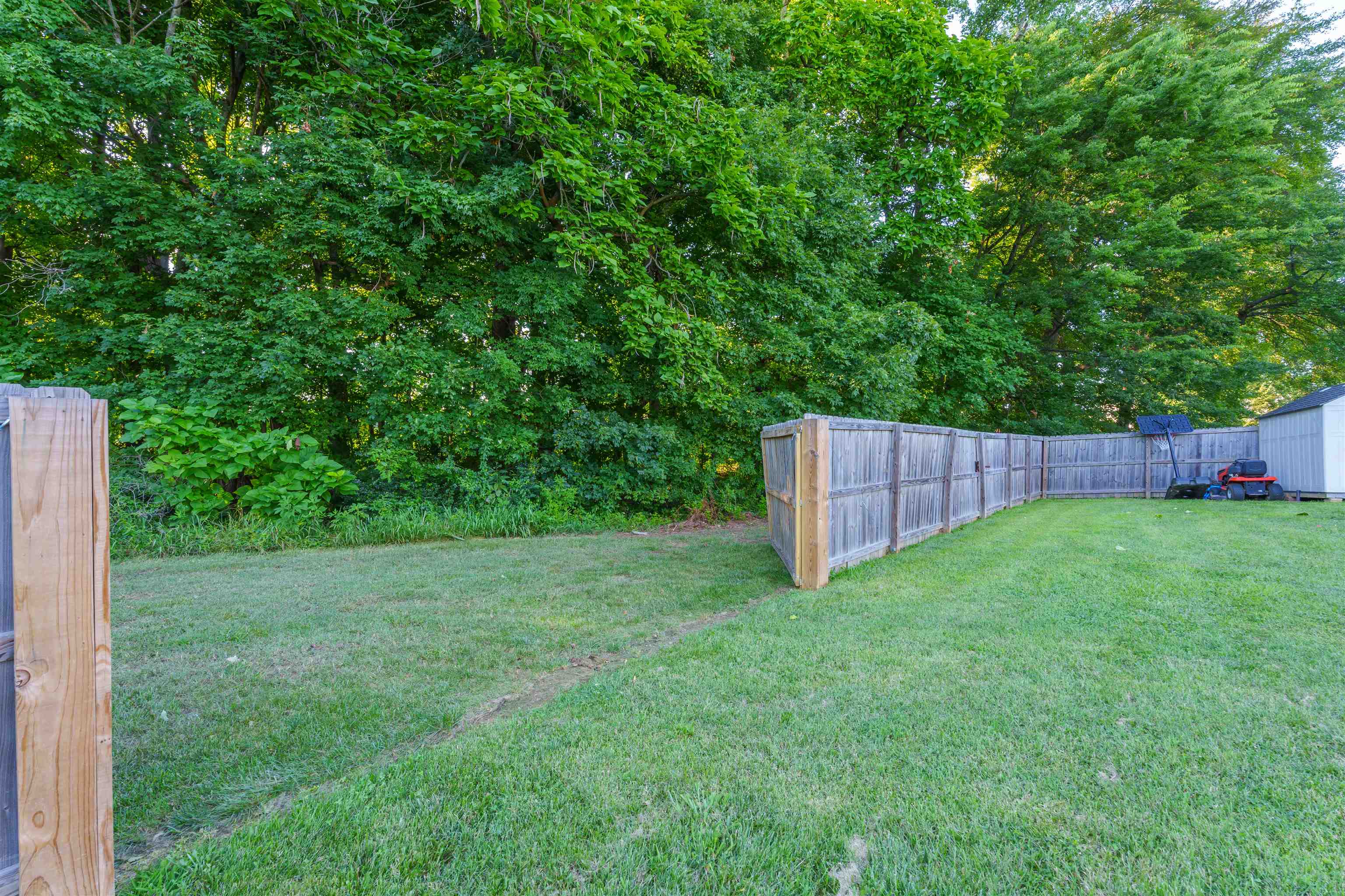6468 Autumn Valley Trace, Utica, Kentucky 42376, 3 Bedrooms Bedrooms, ,2 BathroomsBathrooms,Single Family Residence,For Sale,Autumn Valley Trace,90151