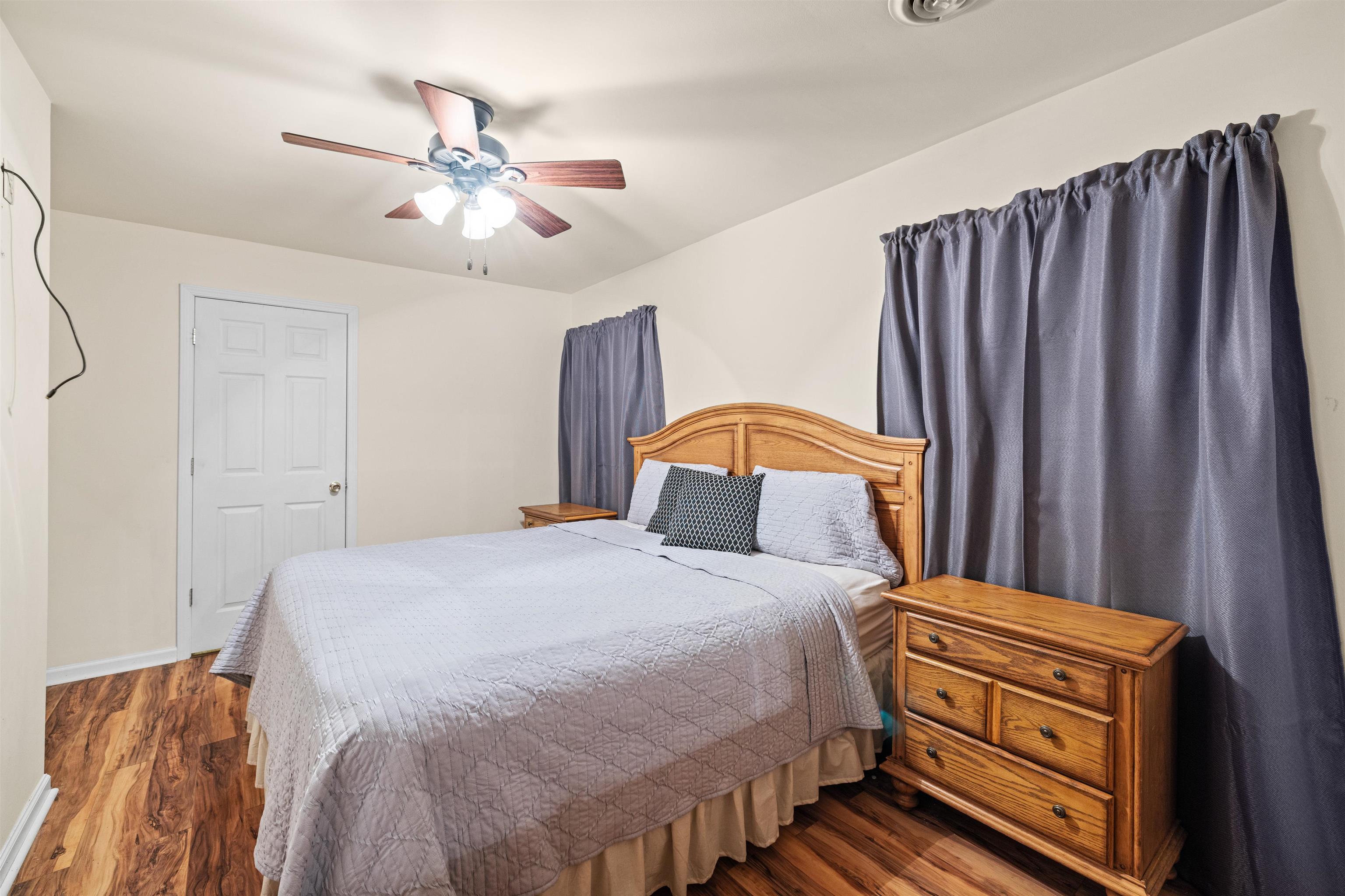 3011 Ridgewood Street, Owensboro, Kentucky 42301, 2 Bedrooms Bedrooms, ,1 BathroomBathrooms,Single Family Residence,For Sale,Ridgewood Street,90153