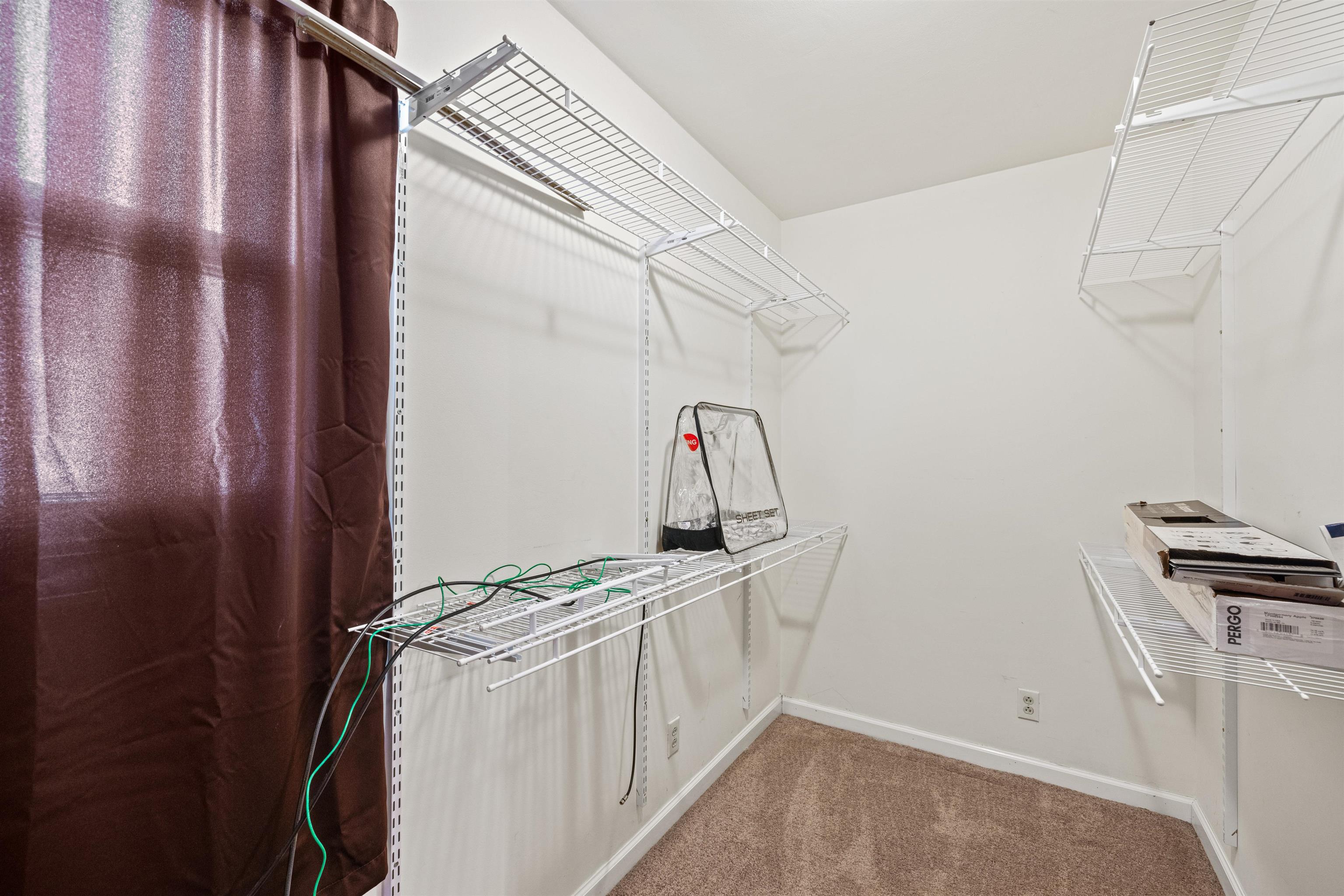 3011 Ridgewood Street, Owensboro, Kentucky 42301, 2 Bedrooms Bedrooms, ,1 BathroomBathrooms,Single Family Residence,For Sale,Ridgewood Street,90153