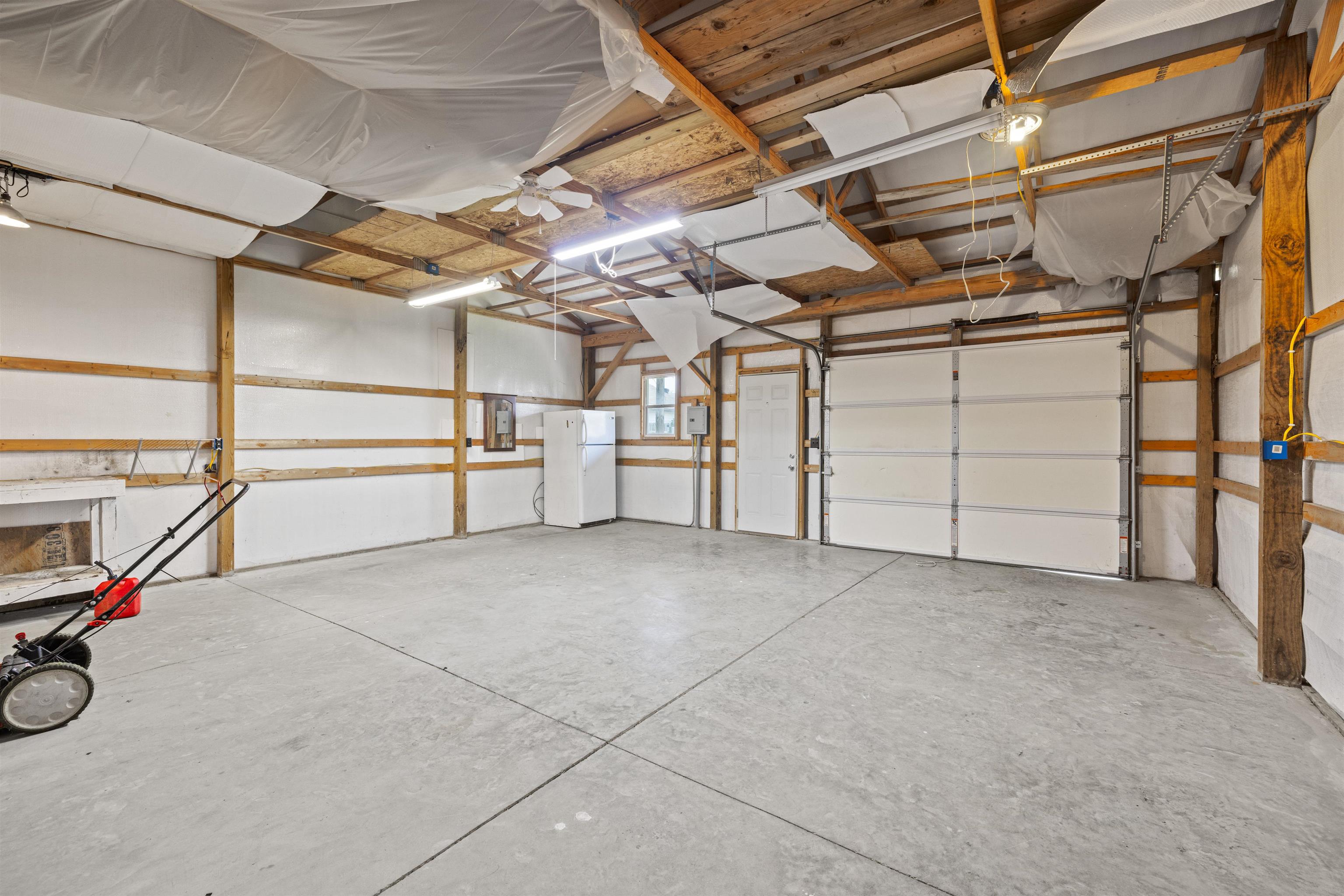 3011 Ridgewood Street, Owensboro, Kentucky 42301, 2 Bedrooms Bedrooms, ,1 BathroomBathrooms,Single Family Residence,For Sale,Ridgewood Street,90153
