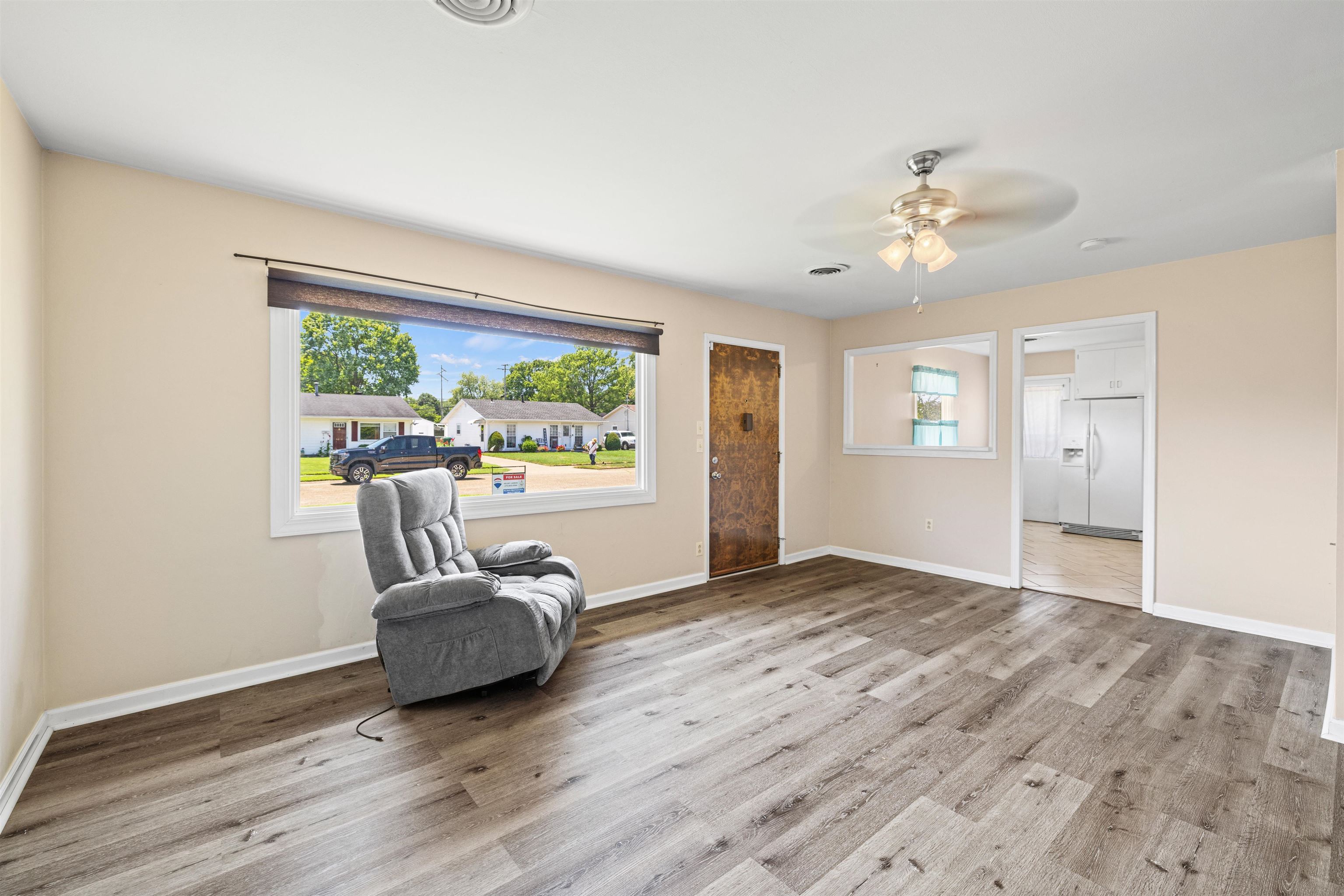 3011 Ridgewood Street, Owensboro, Kentucky 42301, 2 Bedrooms Bedrooms, ,1 BathroomBathrooms,Single Family Residence,For Sale,Ridgewood Street,90153