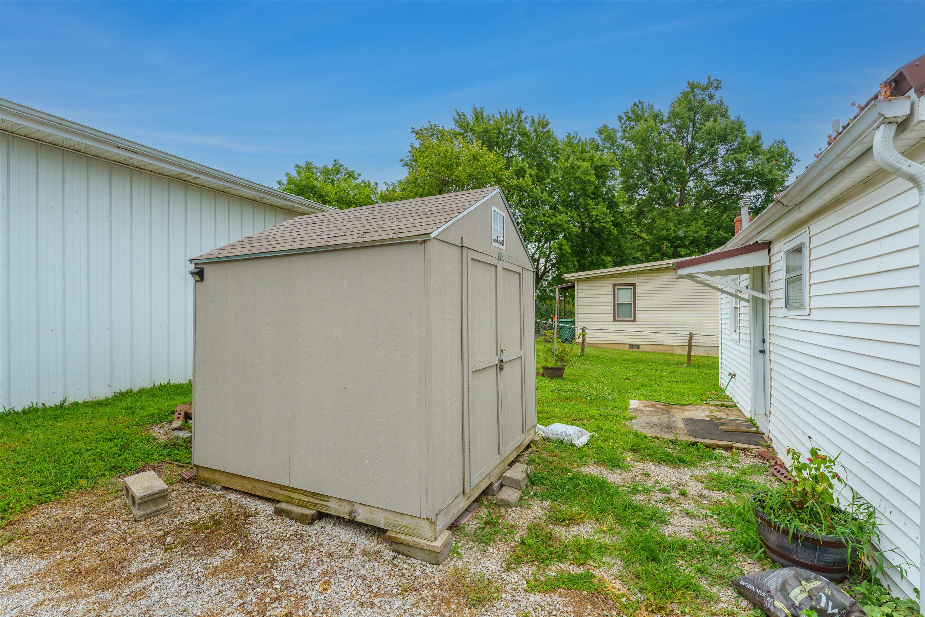 1611 Norris Ave., Owensboro, Kentucky 42303, 1 Bedroom Bedrooms, ,1 BathroomBathrooms,Single Family Residence,For Sale,Norris Ave.,90157