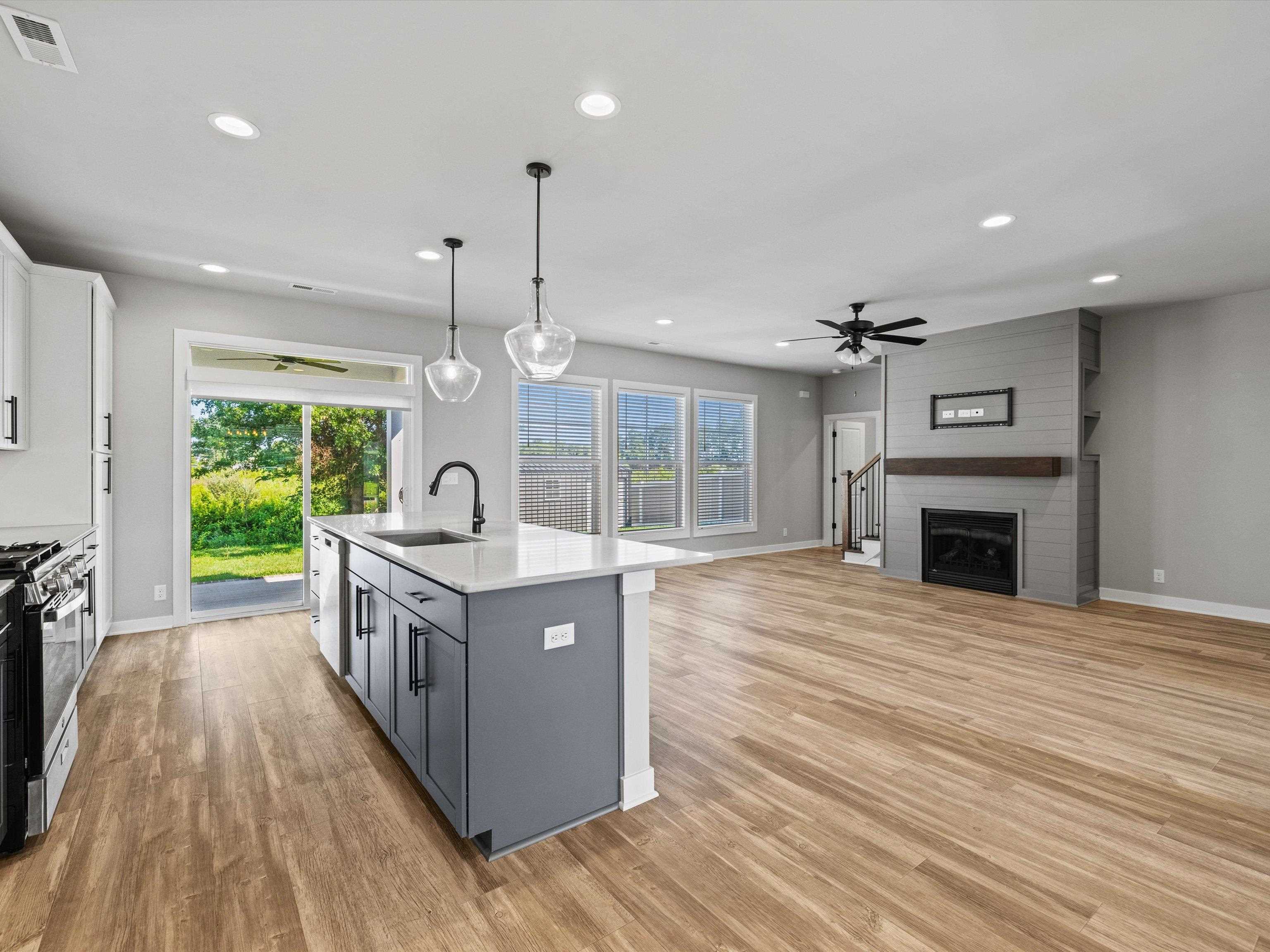 3817 Brookfield Drive, Owensboro, Kentucky 42303, 4 Bedrooms Bedrooms, ,2 BathroomsBathrooms,Single Family Residence,For Sale,Brookfield Drive,90162