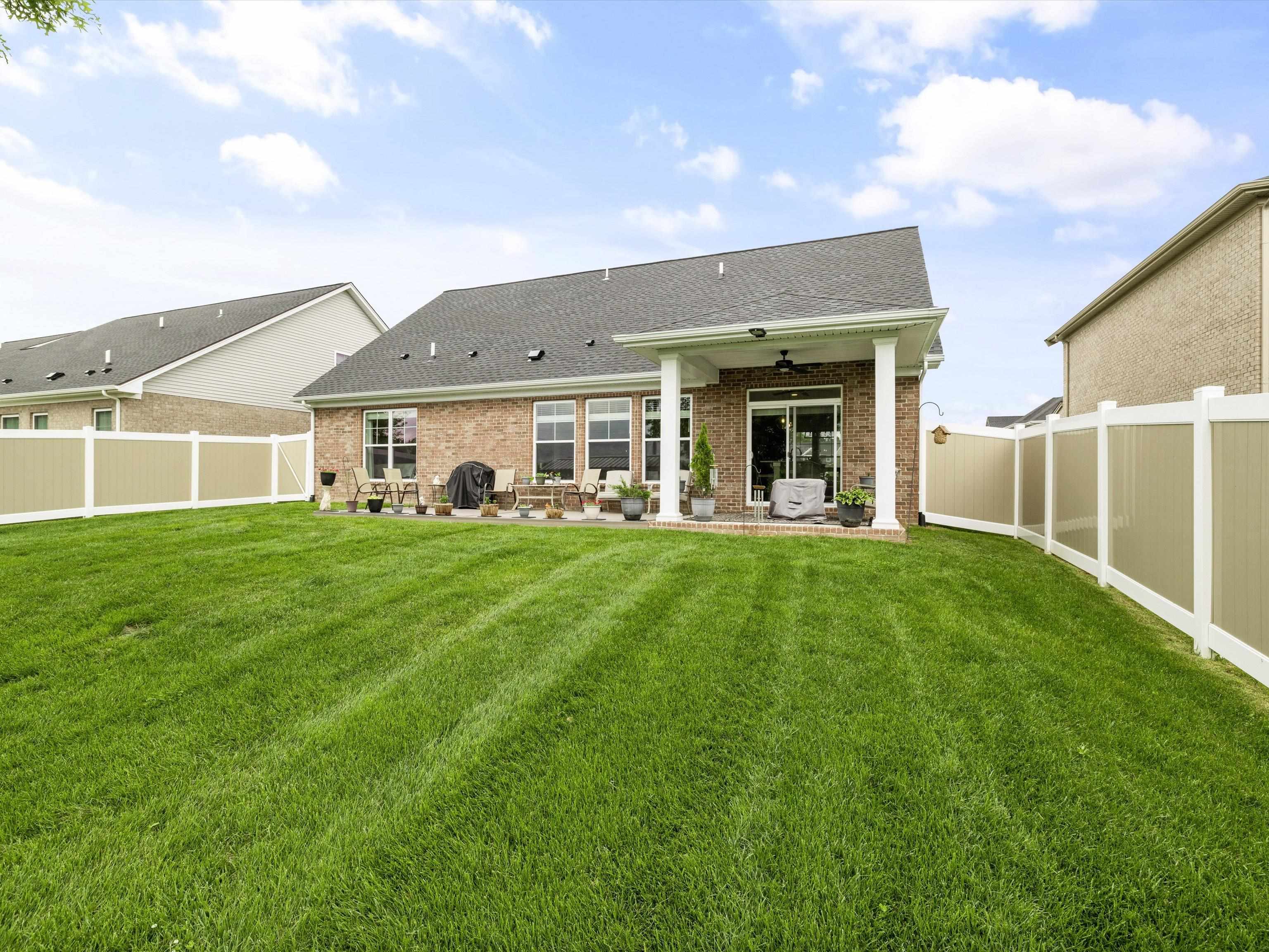 3817 Brookfield Drive, Owensboro, Kentucky 42303, 4 Bedrooms Bedrooms, ,2 BathroomsBathrooms,Single Family Residence,For Sale,Brookfield Drive,90162