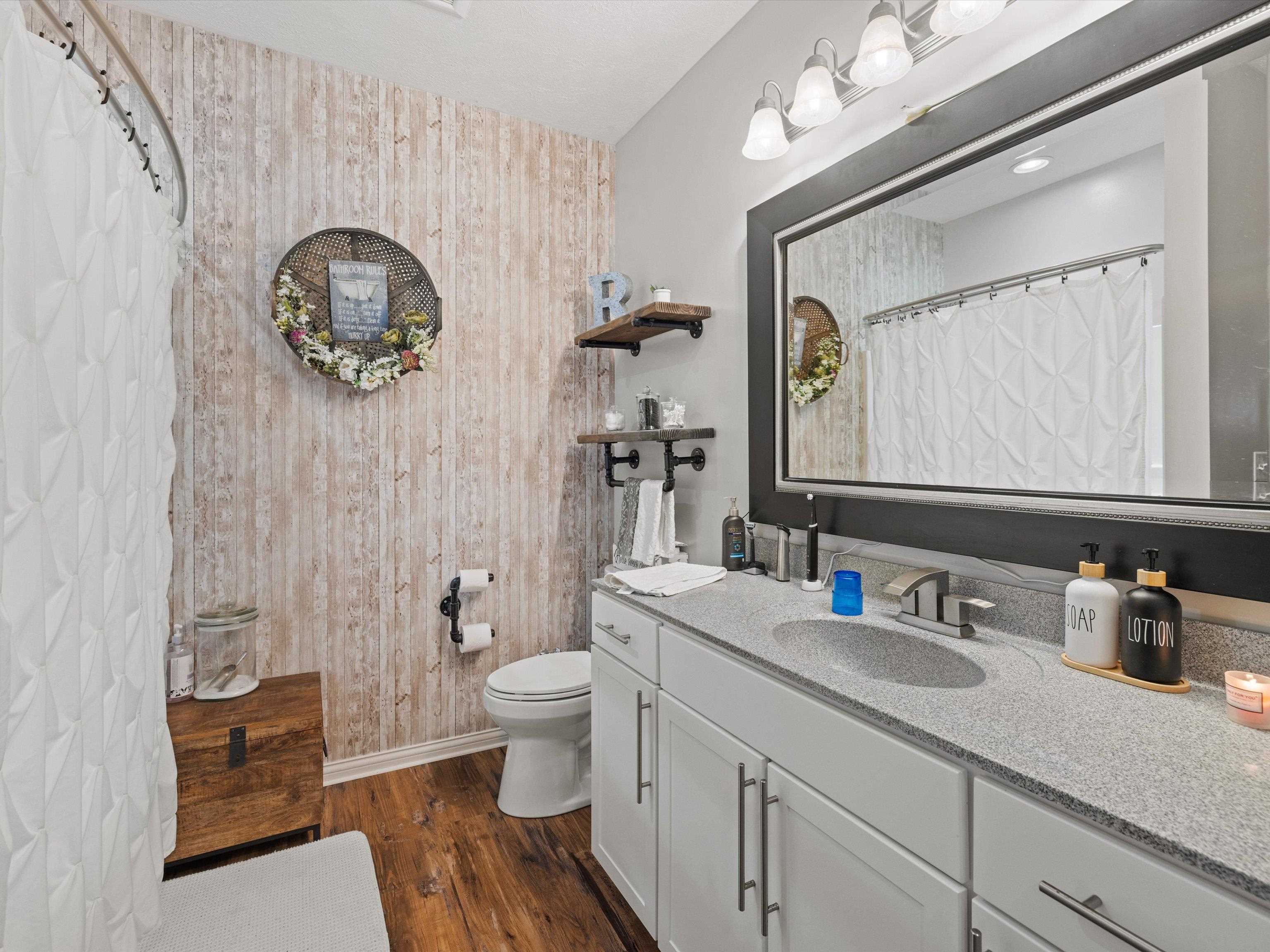 2240 Flowerette Court, Utica, Kentucky 42376, 3 Bedrooms Bedrooms, ,2 BathroomsBathrooms,Single Family Residence,For Sale,Flowerette Court,90164