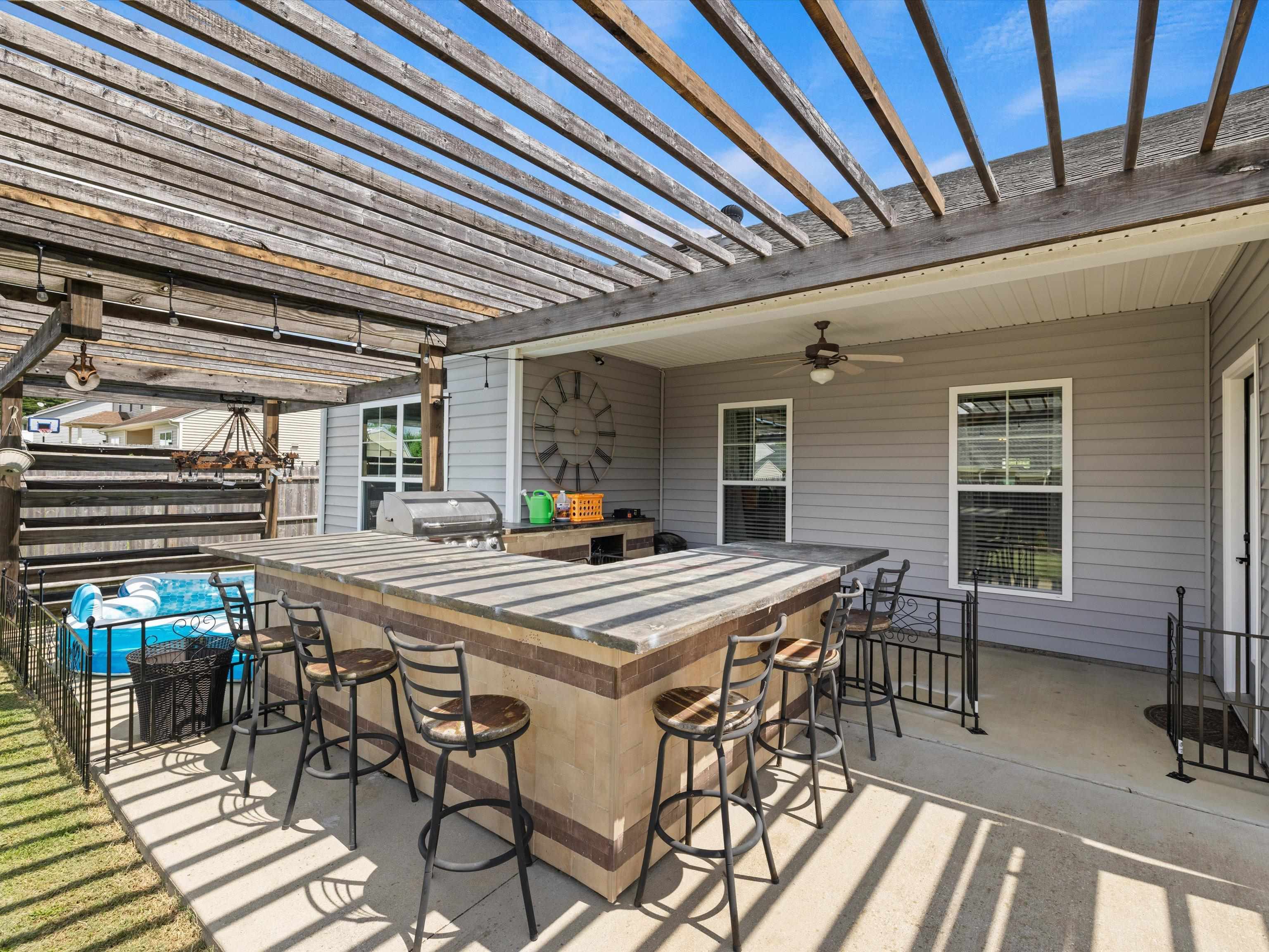 2240 Flowerette Court, Utica, Kentucky 42376, 3 Bedrooms Bedrooms, ,2 BathroomsBathrooms,Single Family Residence,For Sale,Flowerette Court,90164
