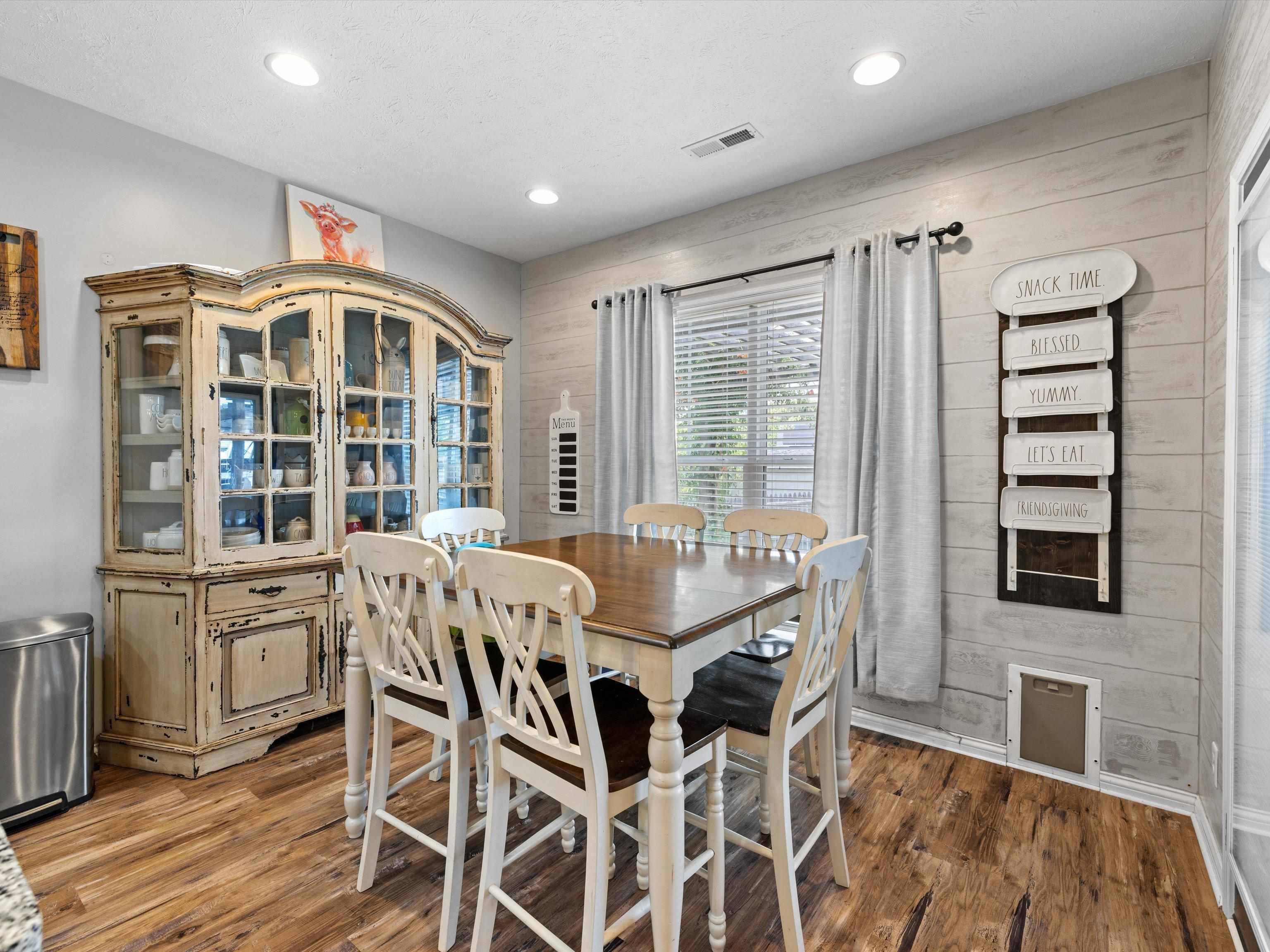 2240 Flowerette Court, Utica, Kentucky 42376, 3 Bedrooms Bedrooms, ,2 BathroomsBathrooms,Single Family Residence,For Sale,Flowerette Court,90164